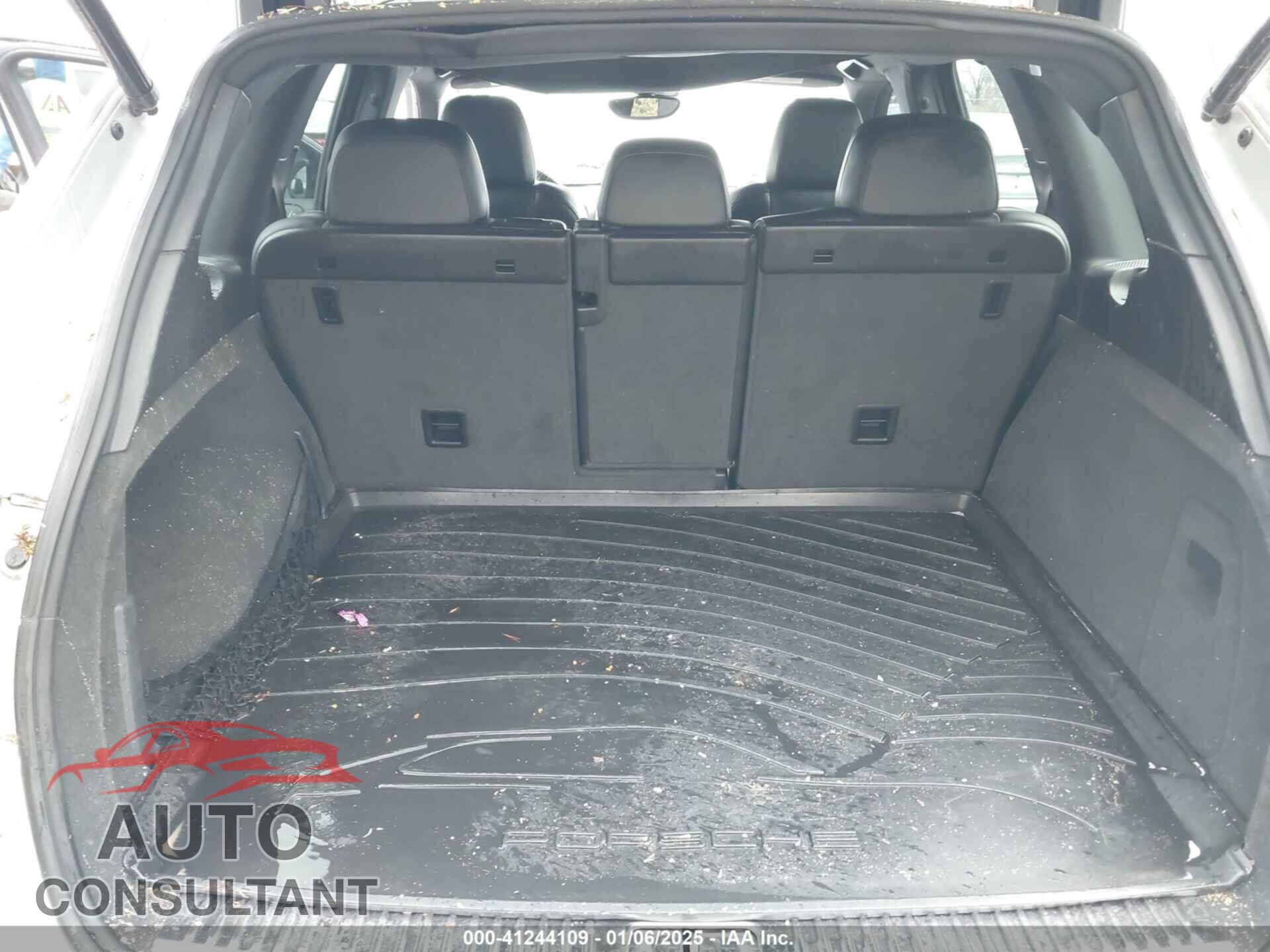 PORSCHE CAYENNE 2012 - WP1AA2A26CLA02401