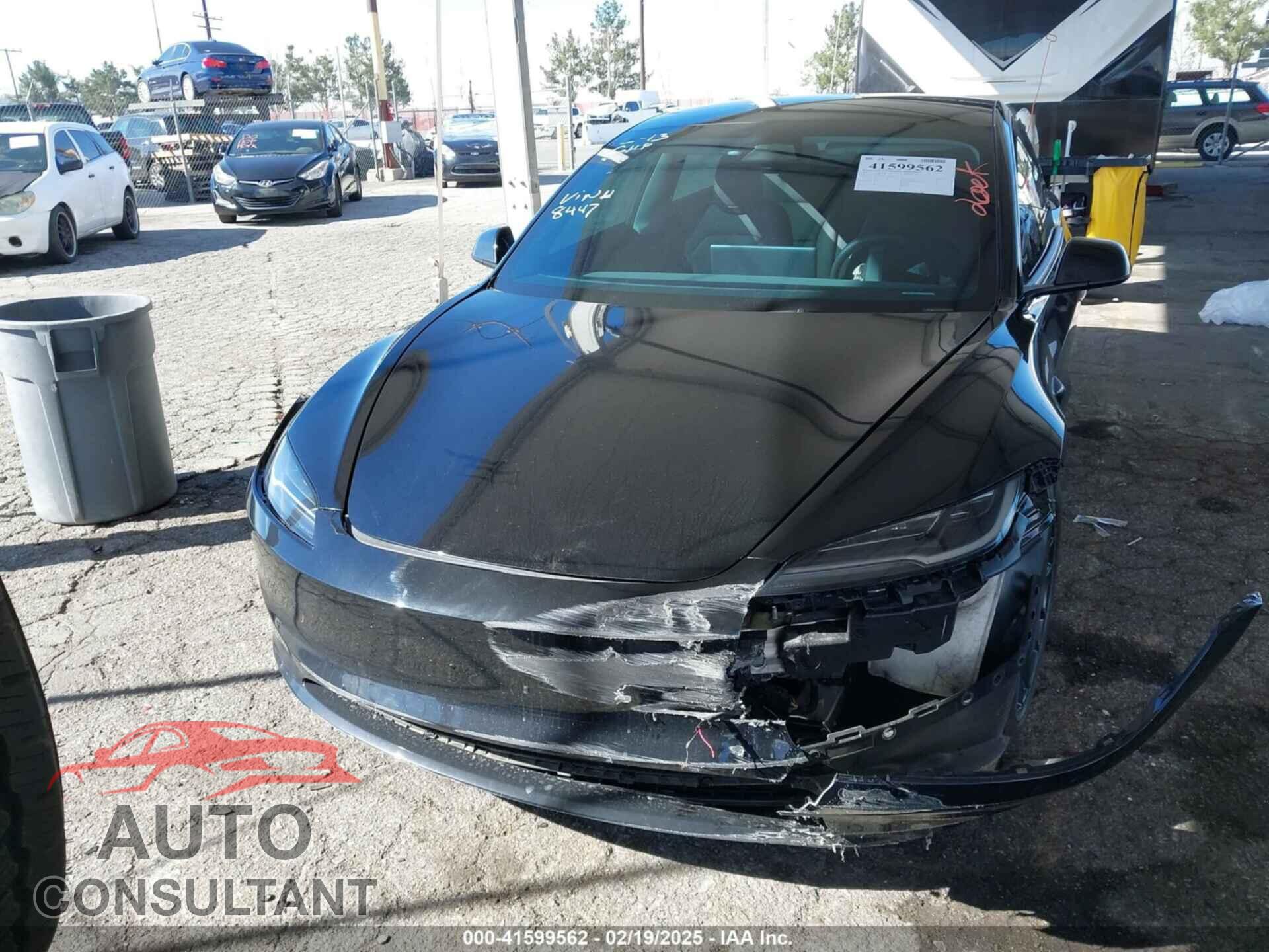 TESLA MODEL 3 2024 - 5YJ3E1EA3RF728447