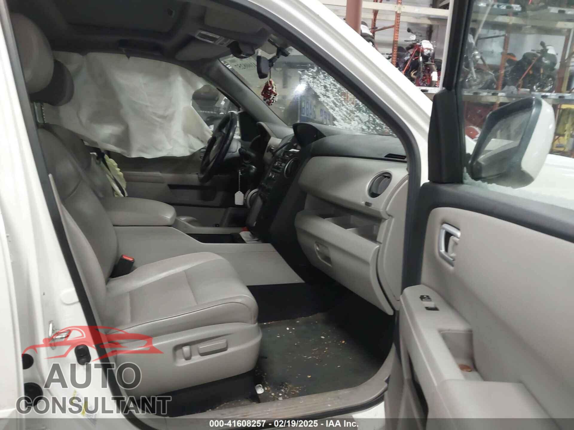 HONDA PILOT 2013 - 5FNYF4H50DB504810