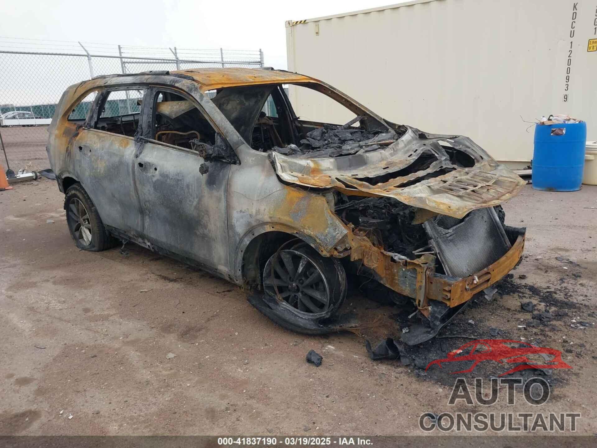 KIA SORENTO 2018 - 5XYPGDA34JG391658
