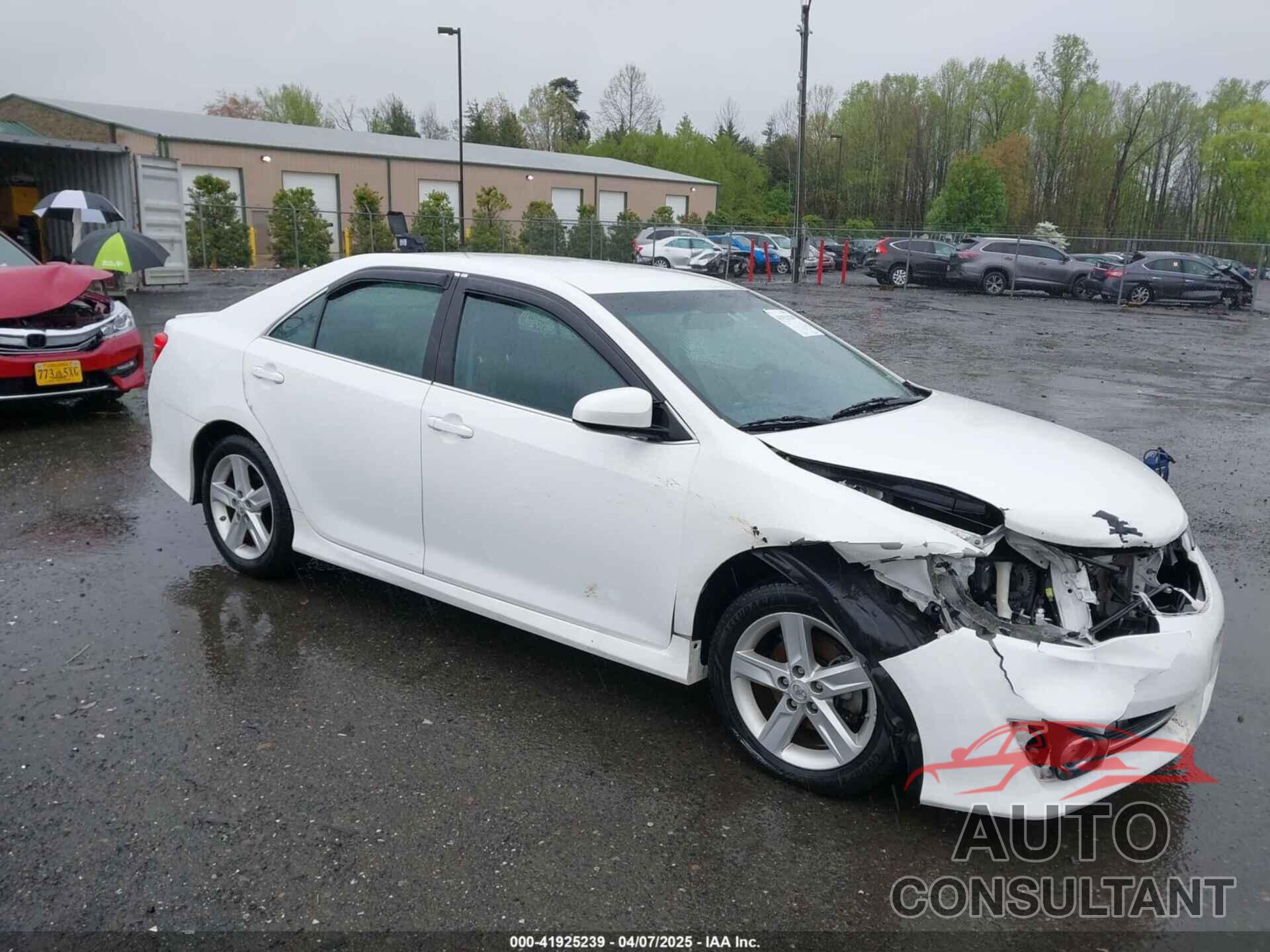 TOYOTA CAMRY 2014 - 4T1BF1FK5EU322442