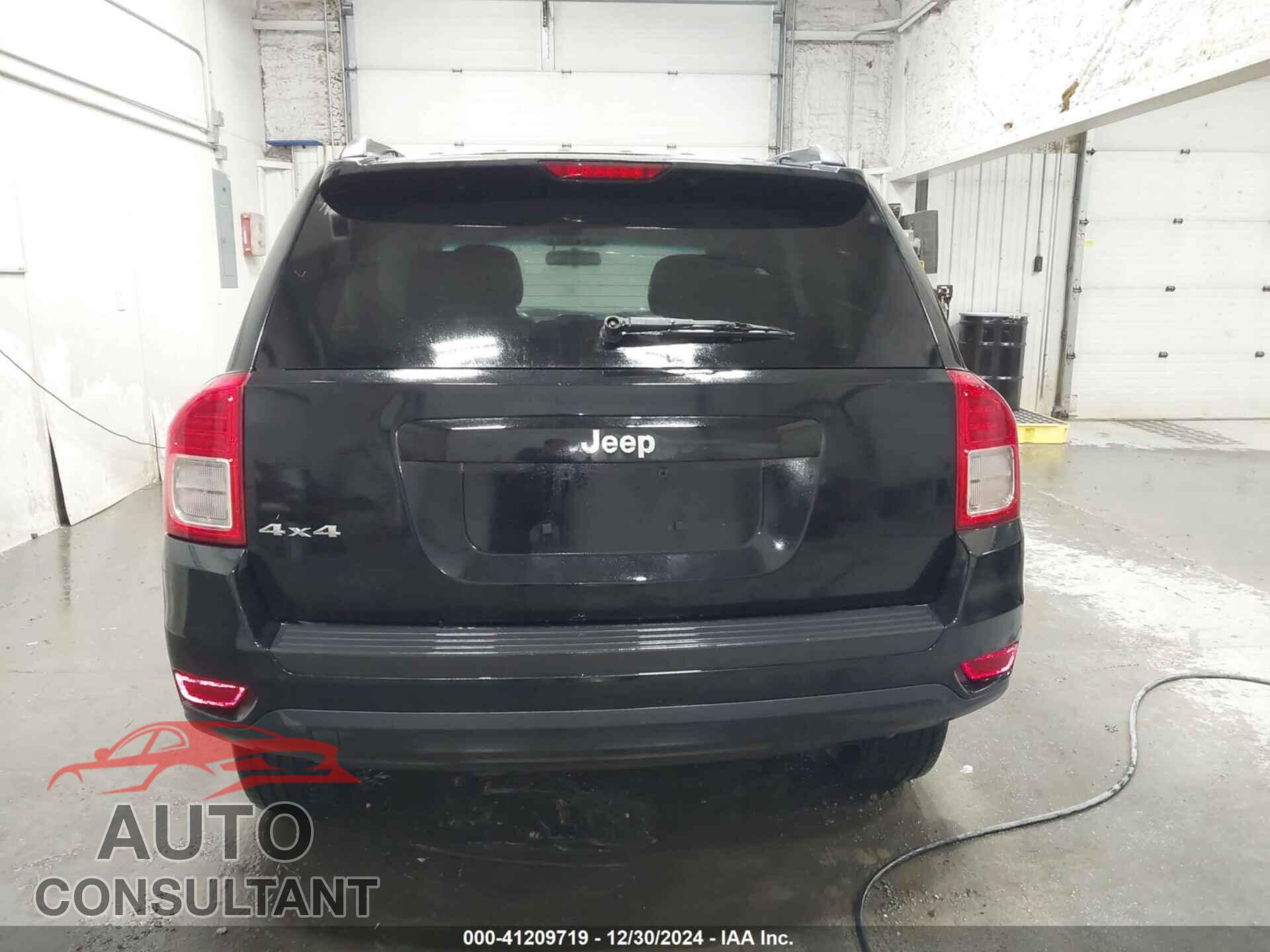 JEEP COMPASS 2012 - 1C4NJDBB7CD676869