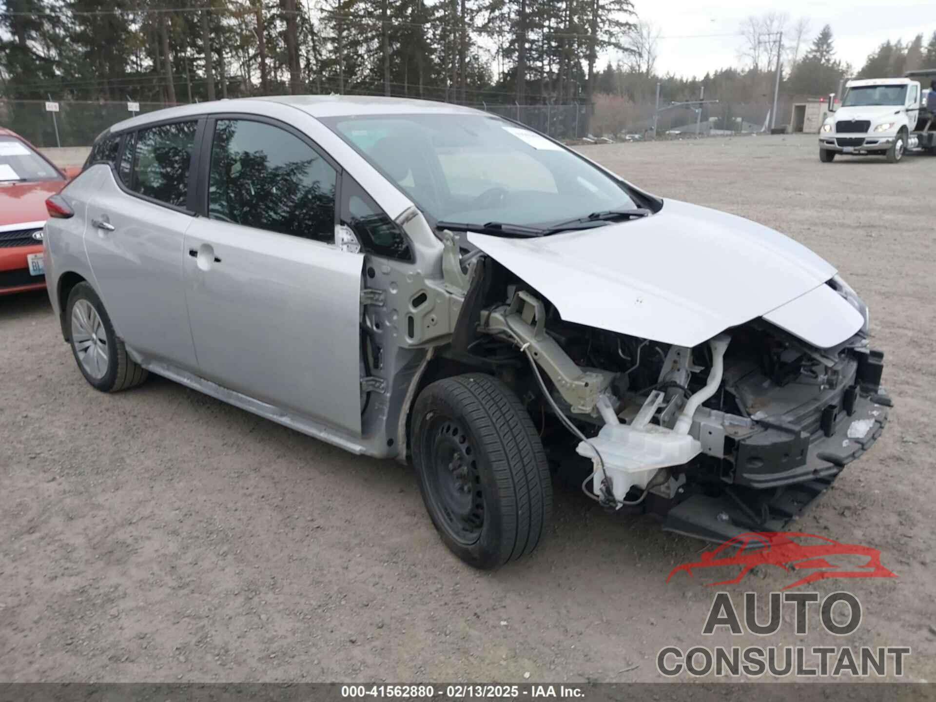 NISSAN LEAF 2018 - 1N4AZ1CP1JC301648