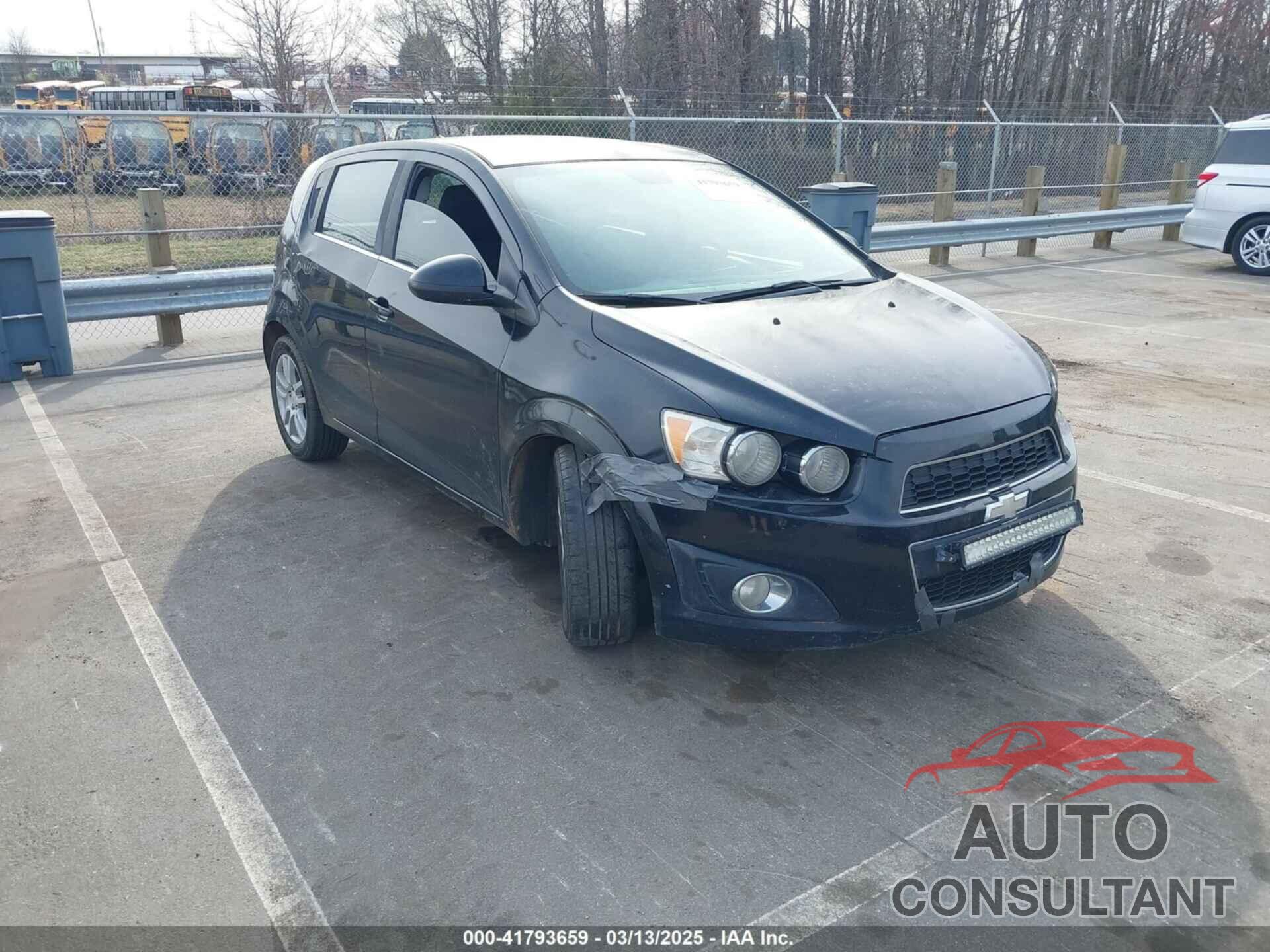 CHEVROLET SONIC 2012 - 1G1JD6SH5C4108828