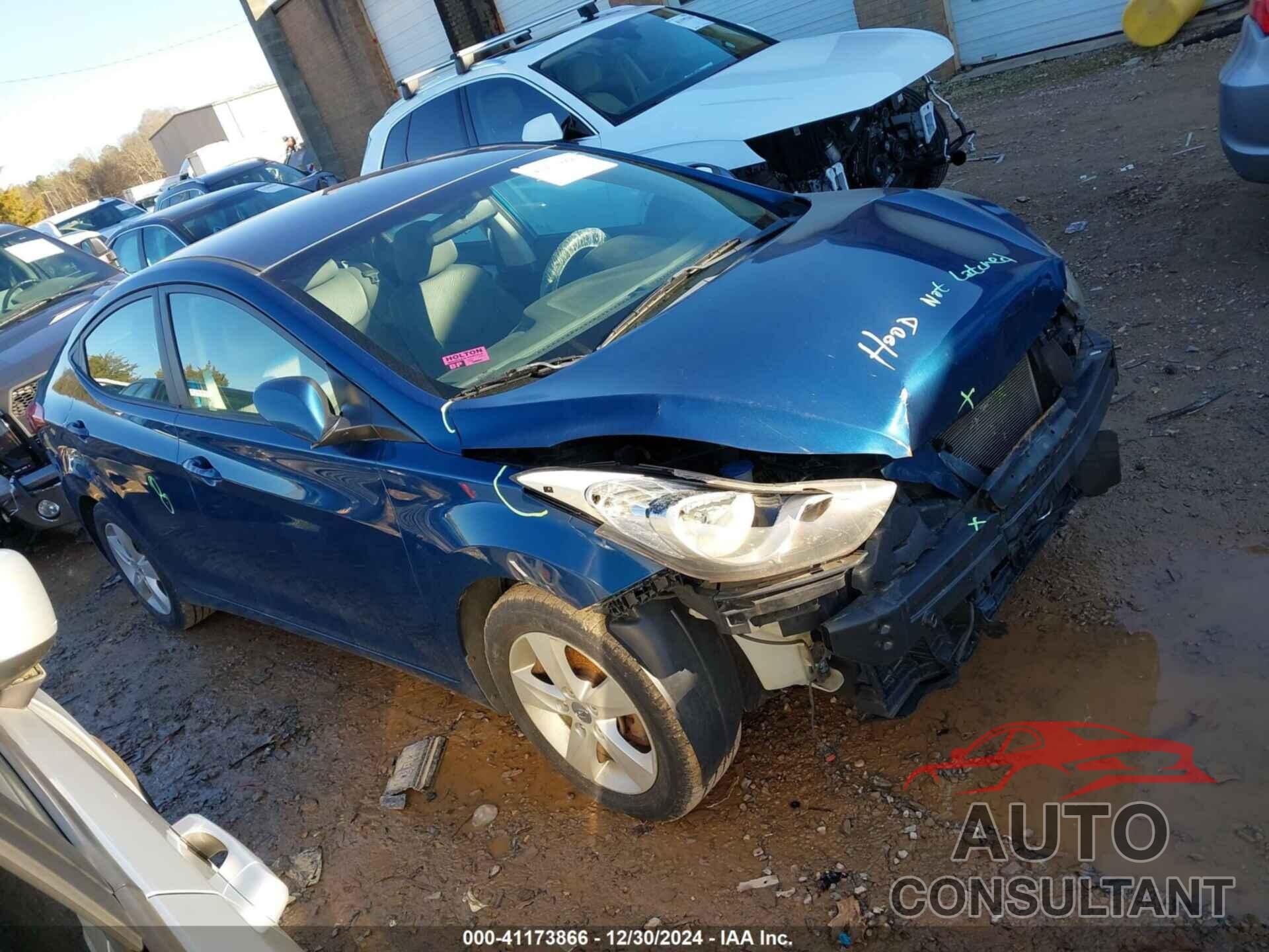 HYUNDAI ELANTRA 2013 - KMHDH4AEXDU998387