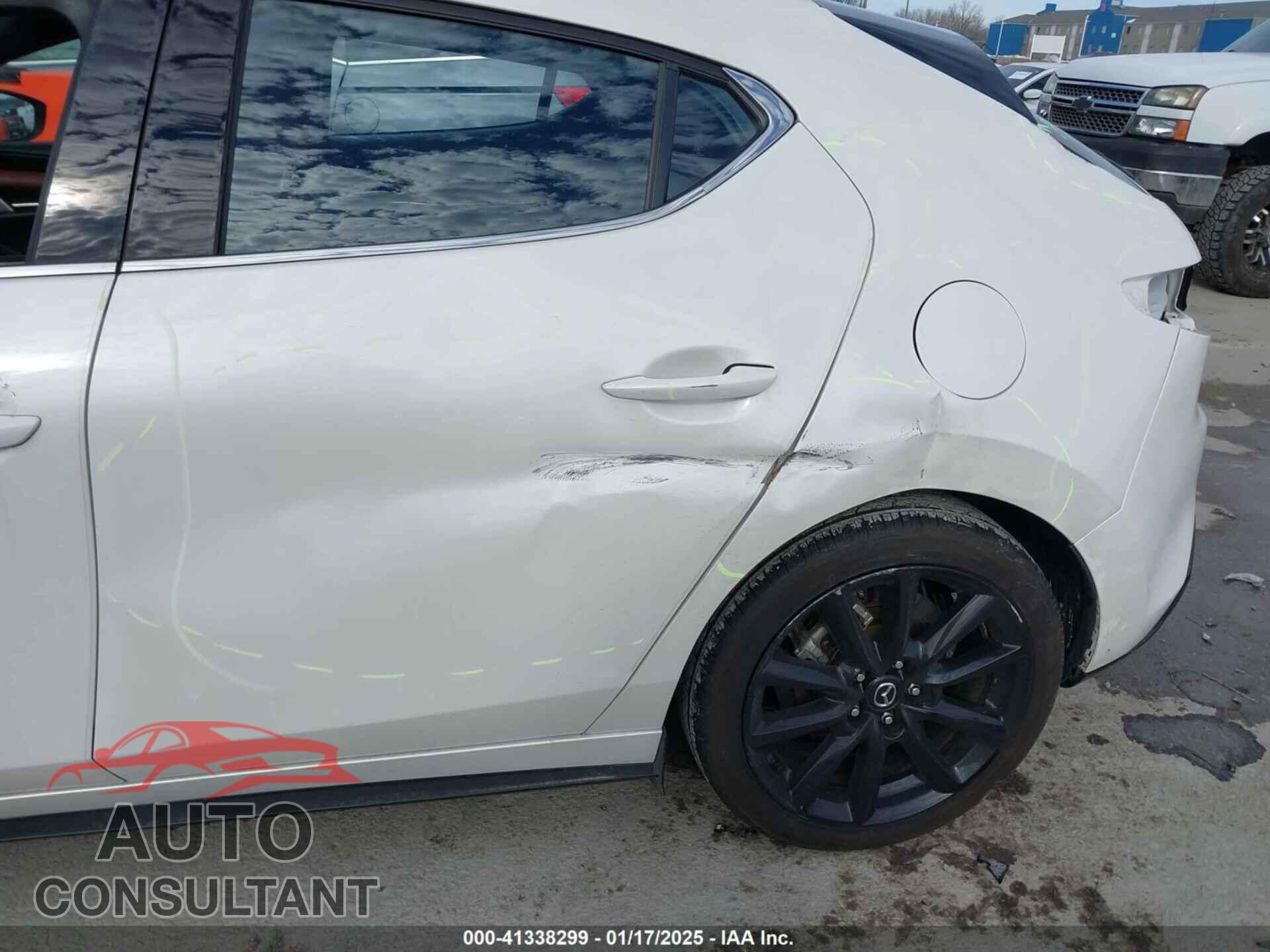 MAZDA MAZDA3 HATCHBACK 2021 - JM1BPBML2M1305214