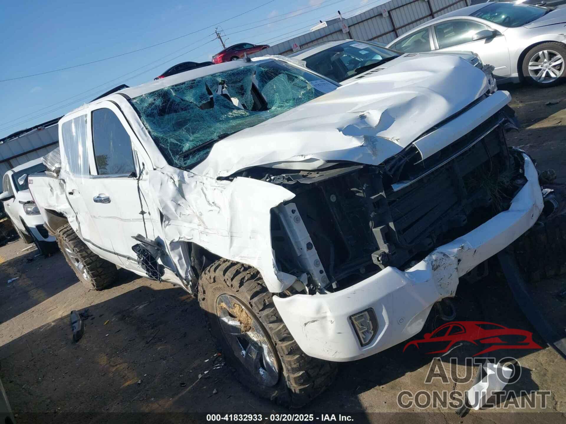 CHEVROLET SILVERADO 1500 2018 - 3GCUKSEC8JG326233