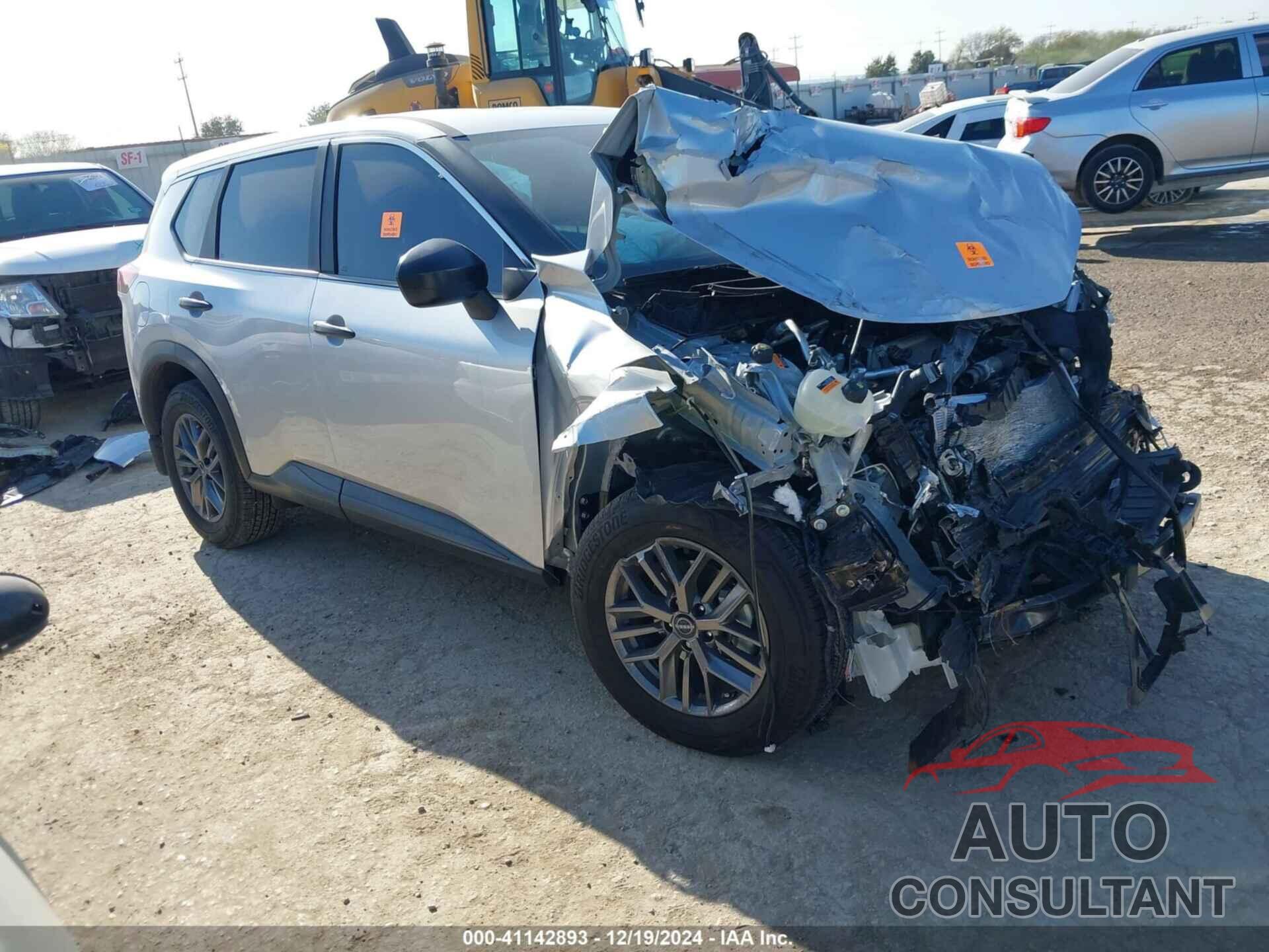 NISSAN ROGUE 2024 - 5N1BT3AA4RC722135