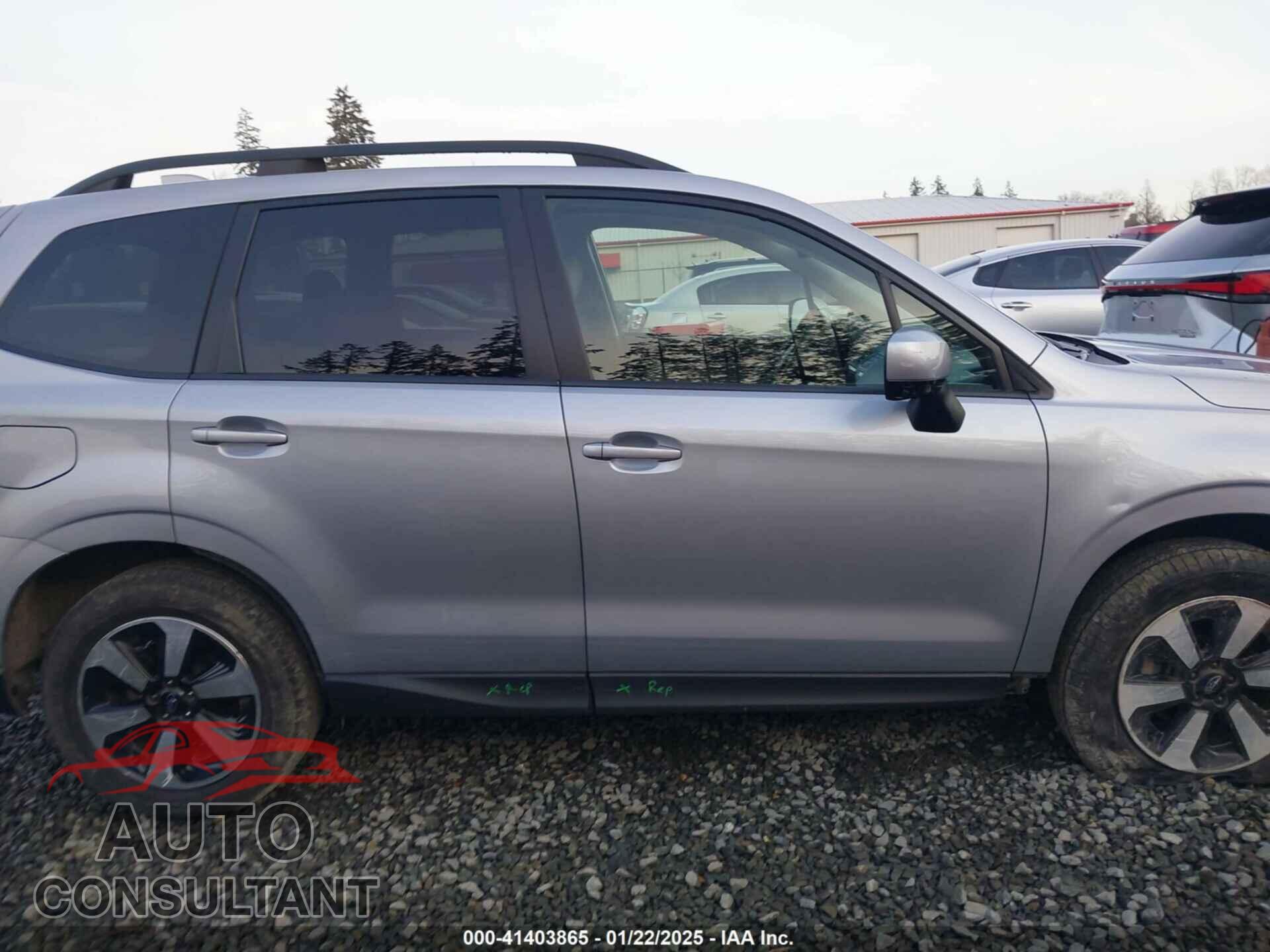 SUBARU FORESTER 2017 - JF2SJAEC9HH512370