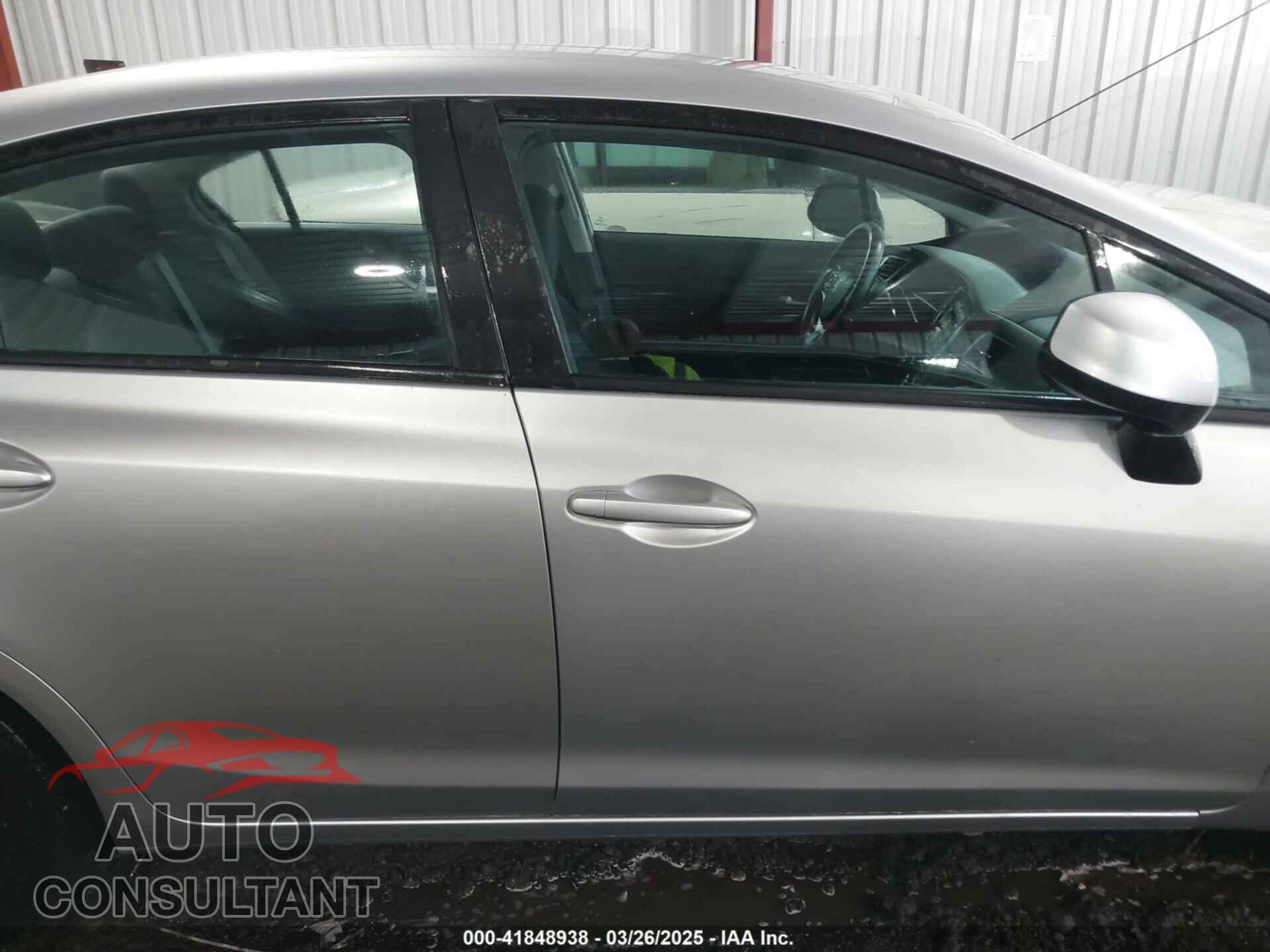 HONDA CIVIC 2013 - 2HGFB2F55DH570694