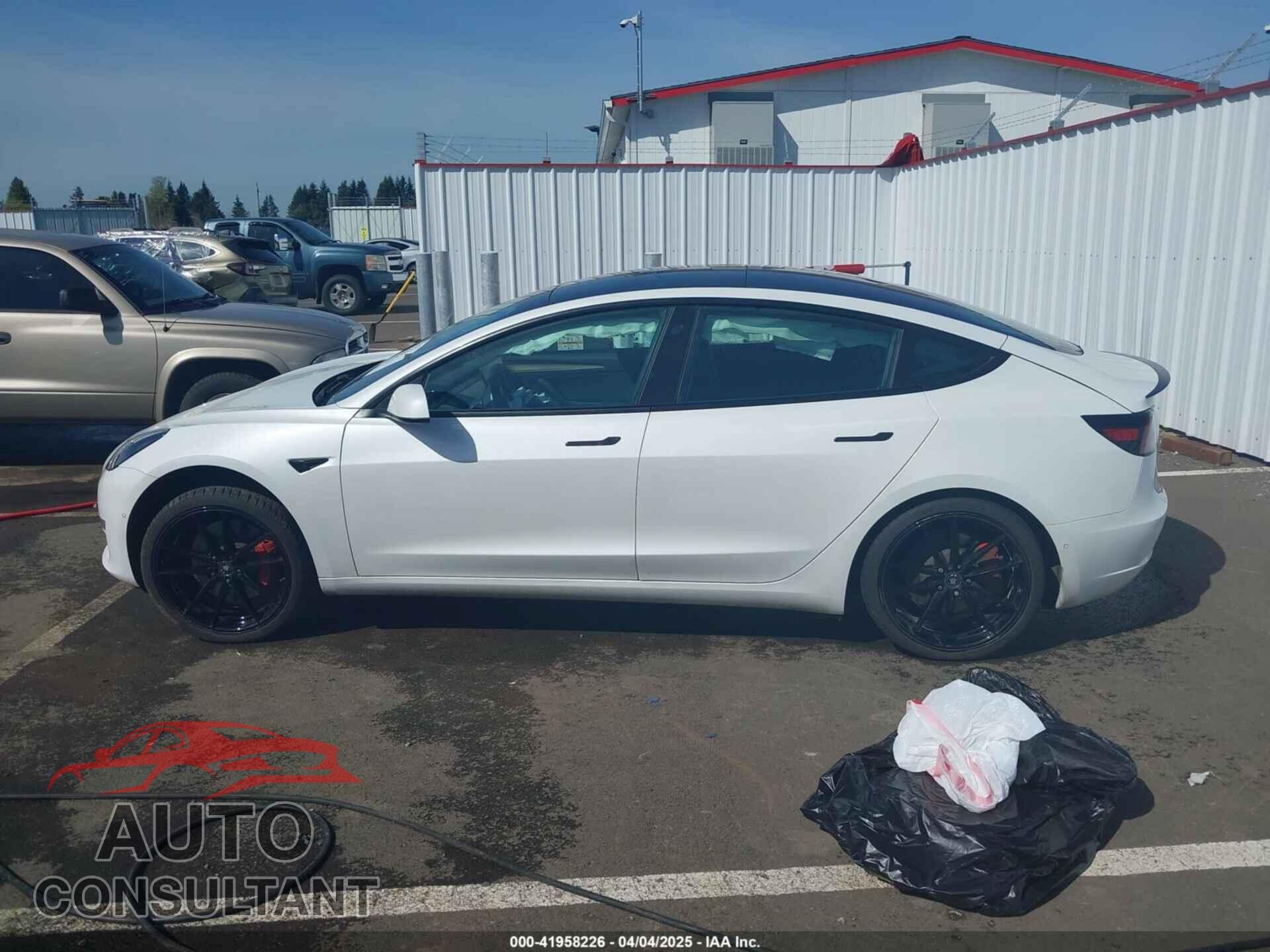 TESLA MODEL 3 2021 - 5YJ3E1EC9MF028961