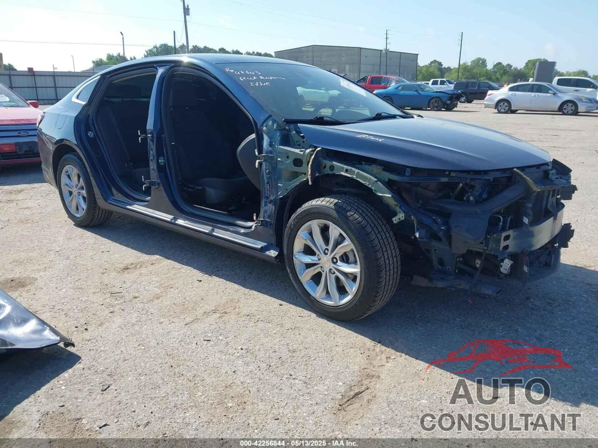 CHEVROLET MALIBU 2021 - 1G1ZD5ST8MF058613