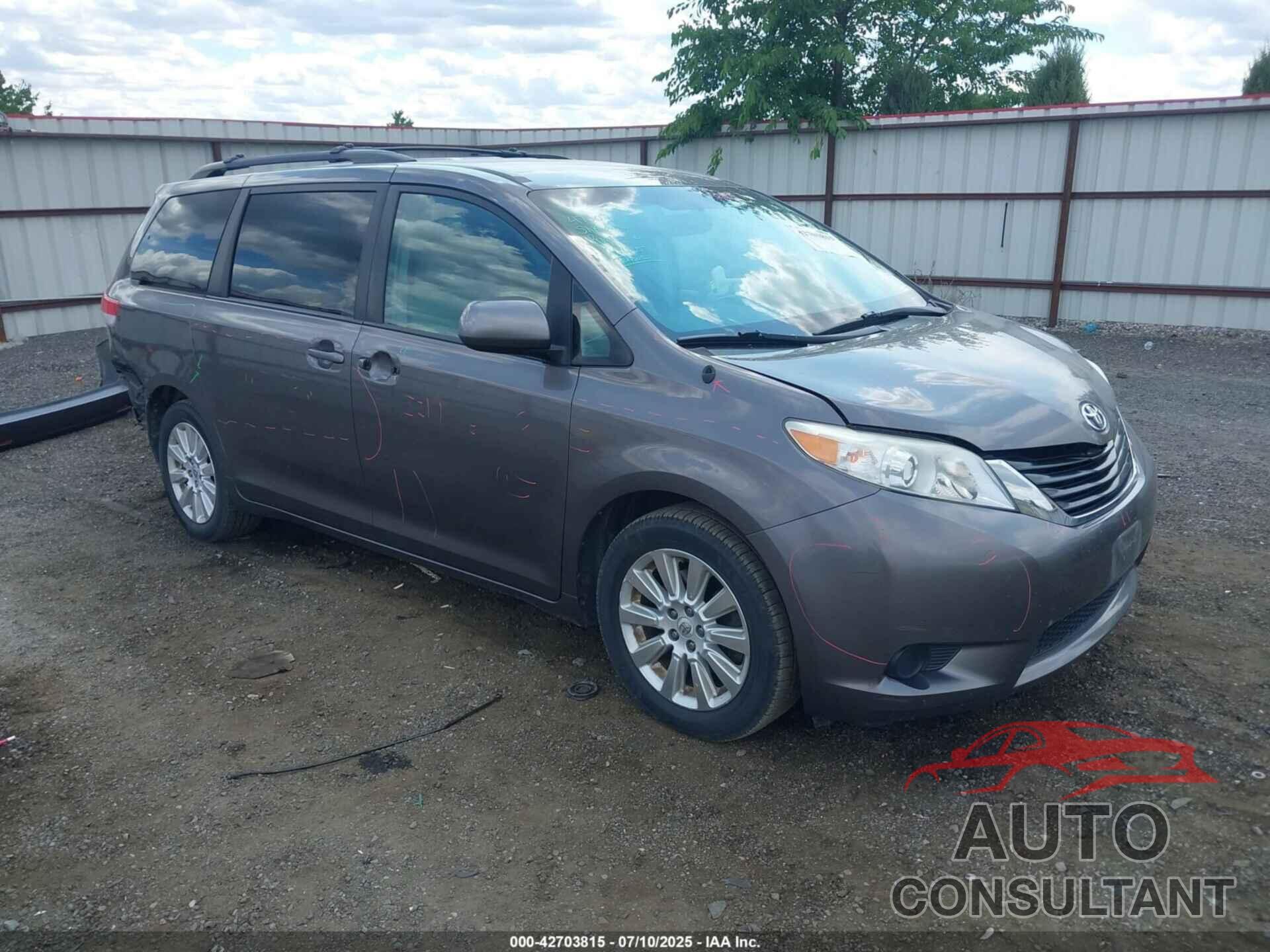 TOYOTA SIENNA 2012 - 5TDJK3DC3CS037713