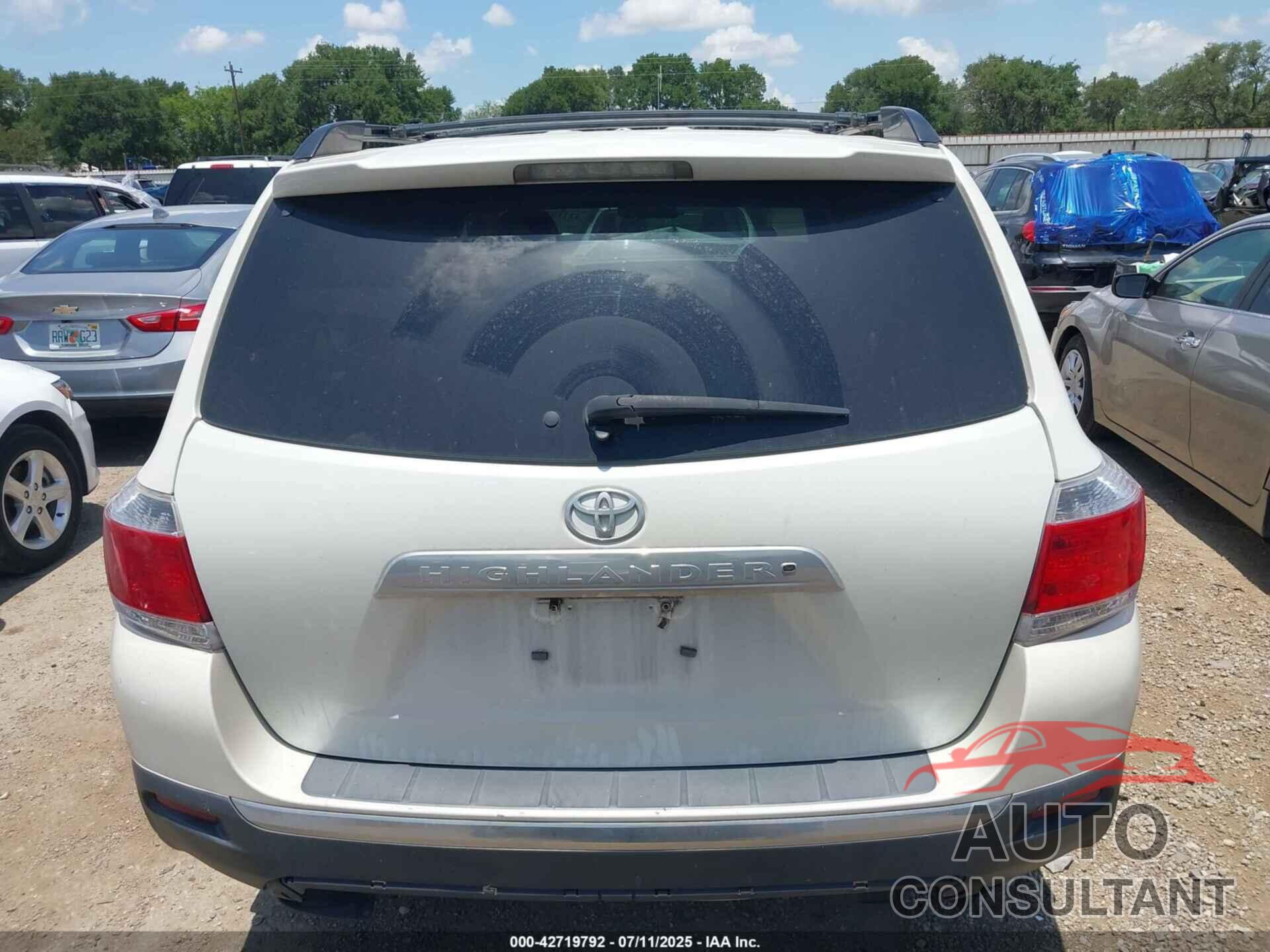 TOYOTA HIGHLANDER 2013 - 5TDZK3EH3DS112098