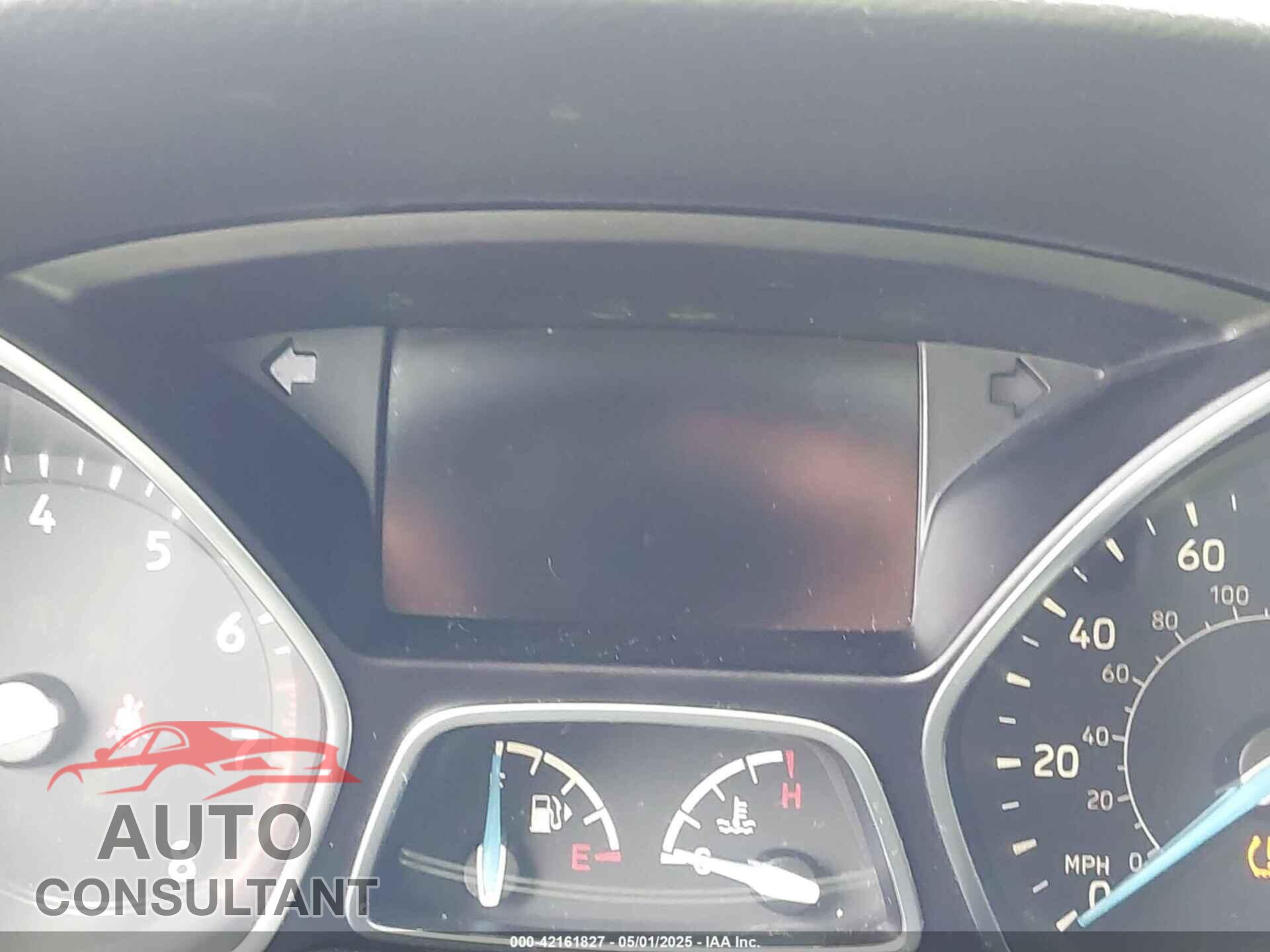 FORD FOCUS 2015 - 1FADP3E27FL259896