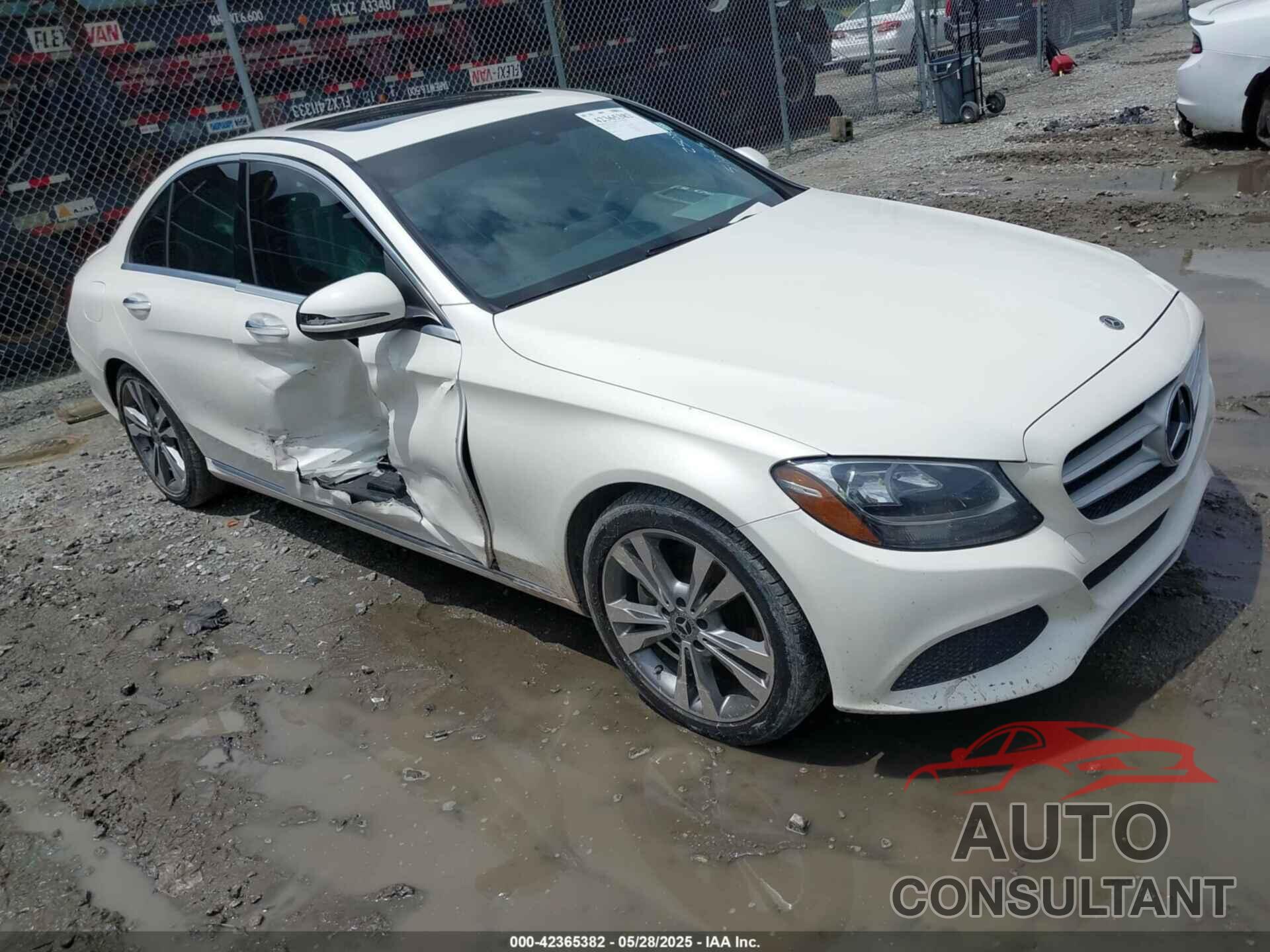 MERCEDES-BENZ C 300 2018 - 55SWF4JB5JU250805