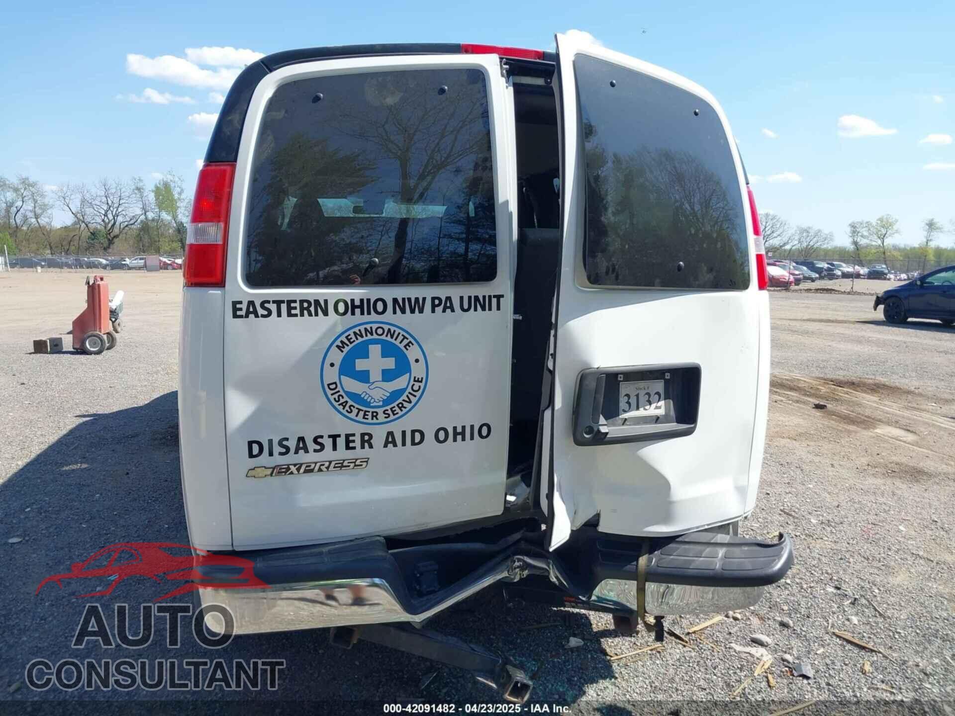 CHEVROLET EXPRESS PASSENGER 2021 - 1GAZGPF79M1309779