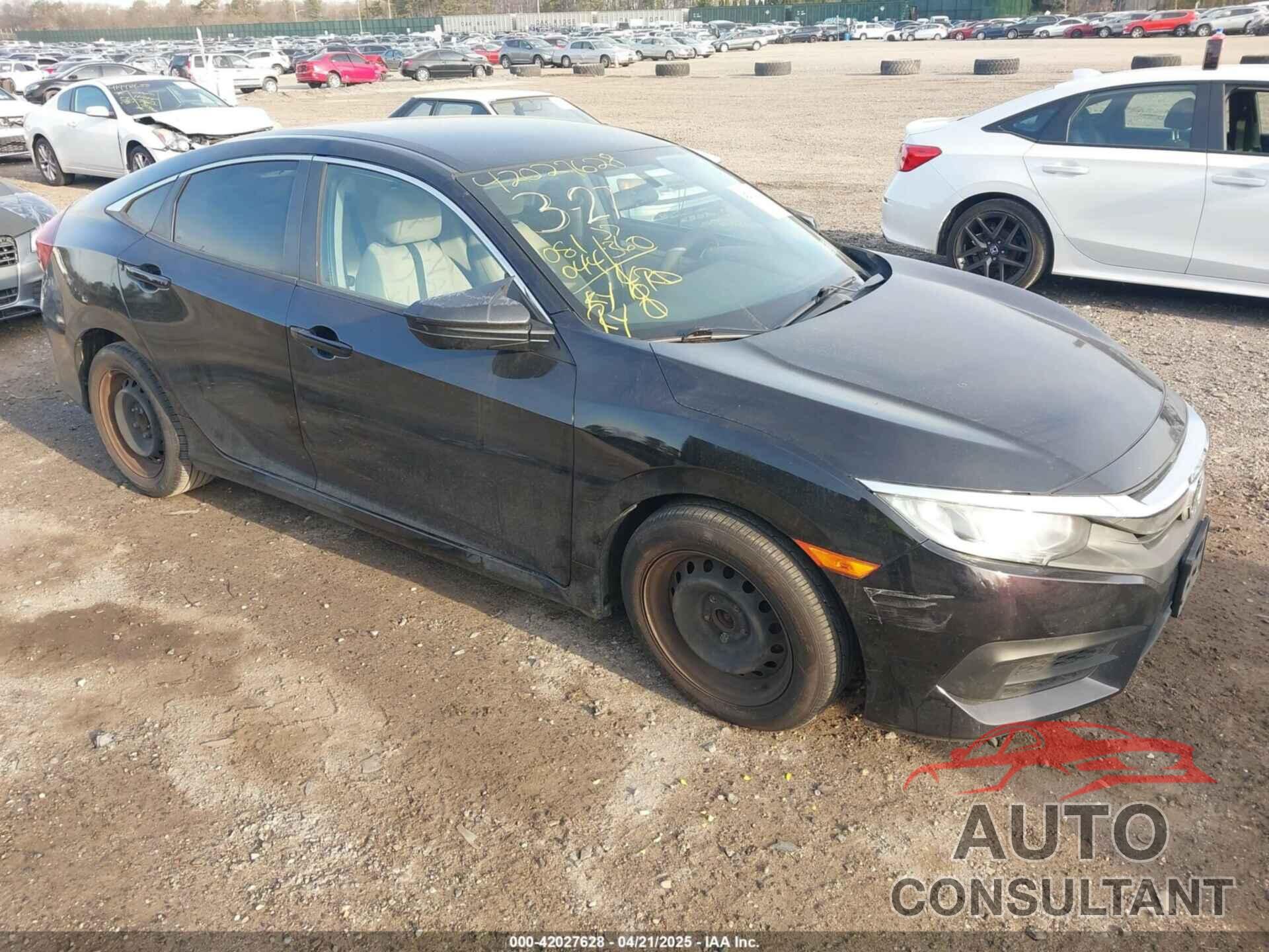 HONDA CIVIC 2018 - 19XFC2F57JE207641