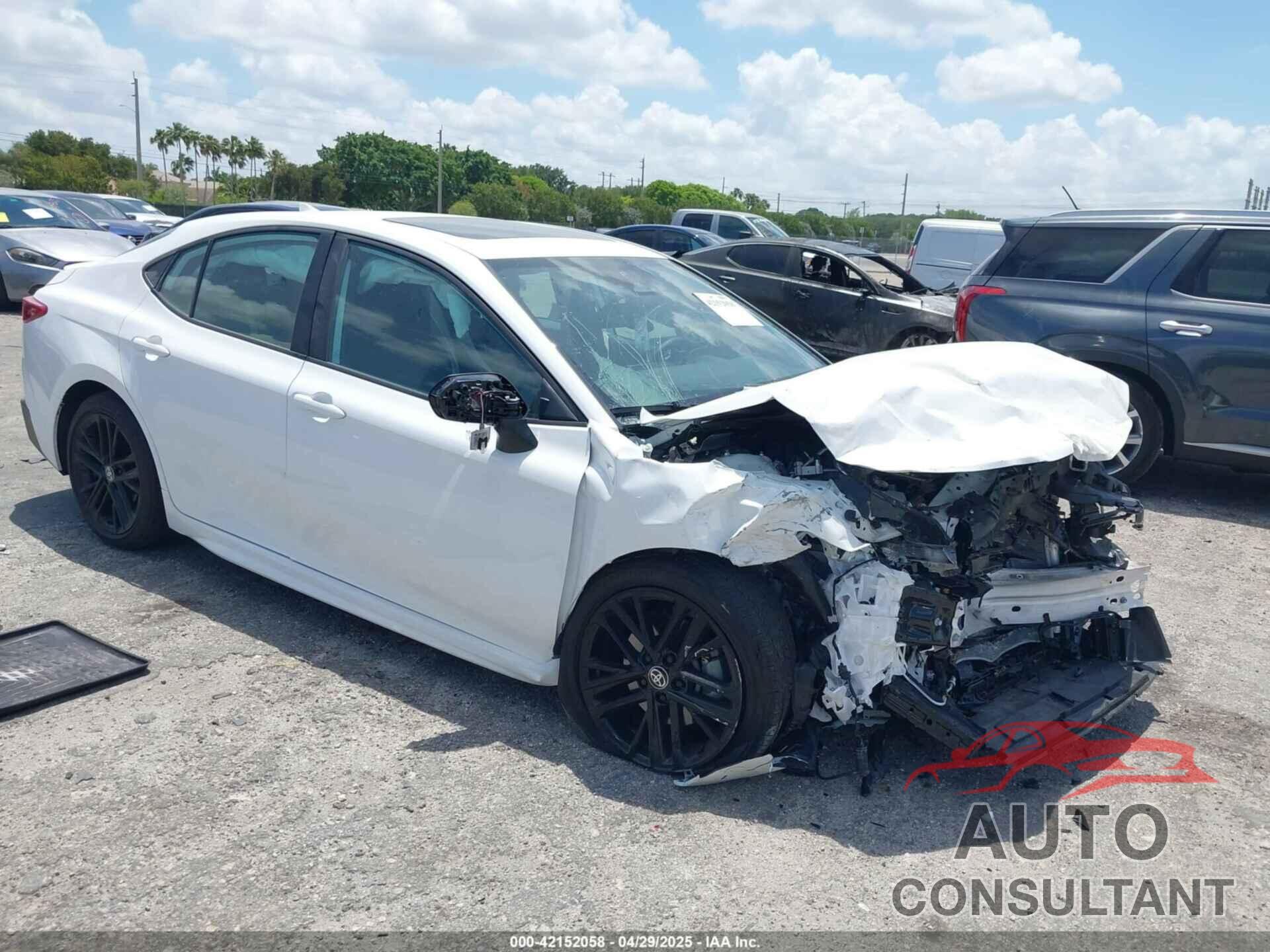 TOYOTA CAMRY 2025 - 4T1DAACK8SU008033