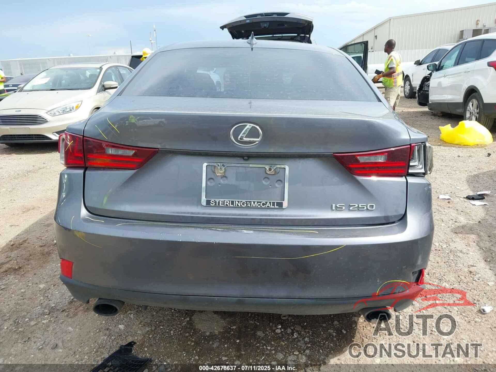 LEXUS IS 250 2015 - JTHBF1D25F5080818