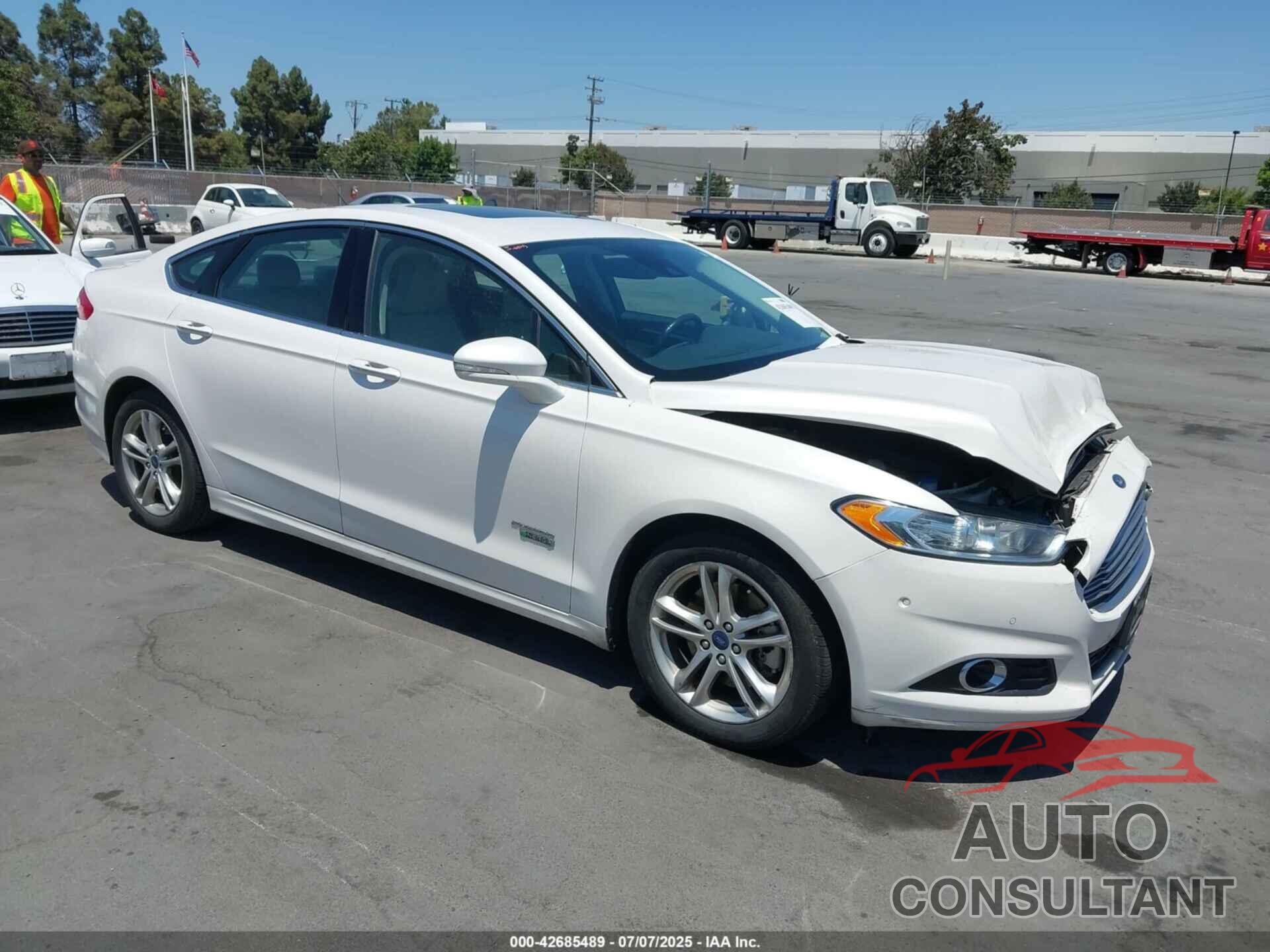 FORD FUSION ENERGI 2016 - 3FA6P0SU1GR116118