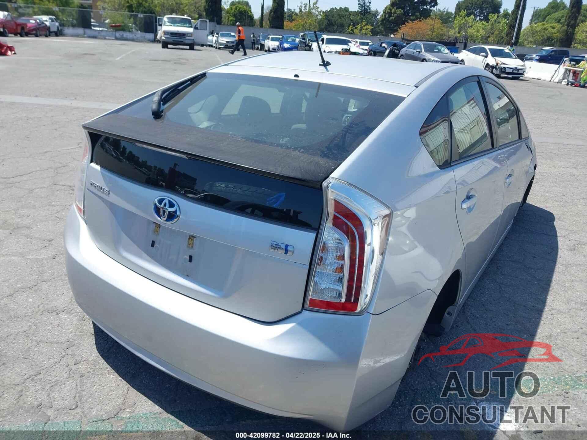 TOYOTA PRIUS 2013 - JTDKN3DU6D5551678
