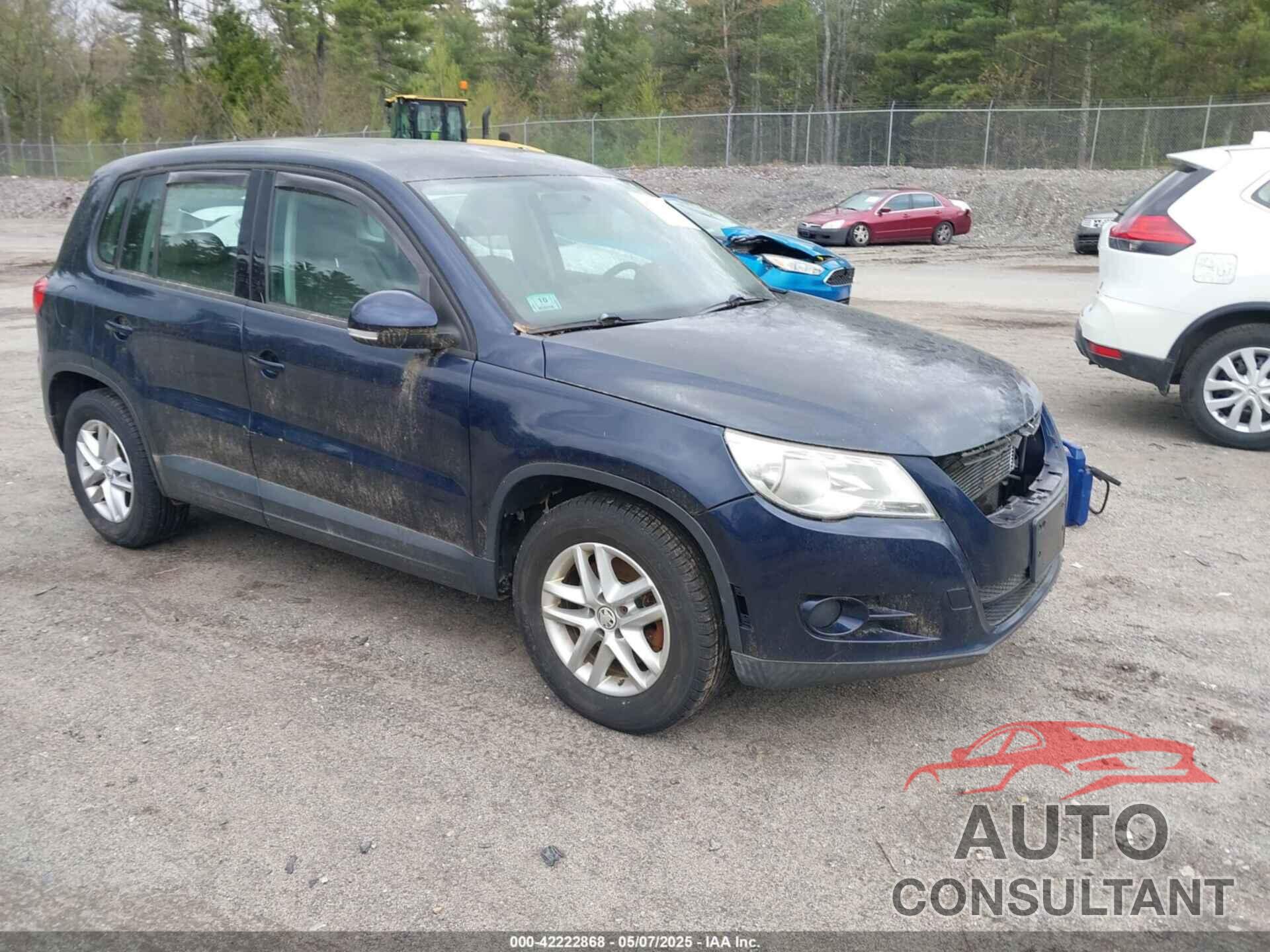 VOLKSWAGEN TIGUAN 2011 - WVGBV7AX3BW511017