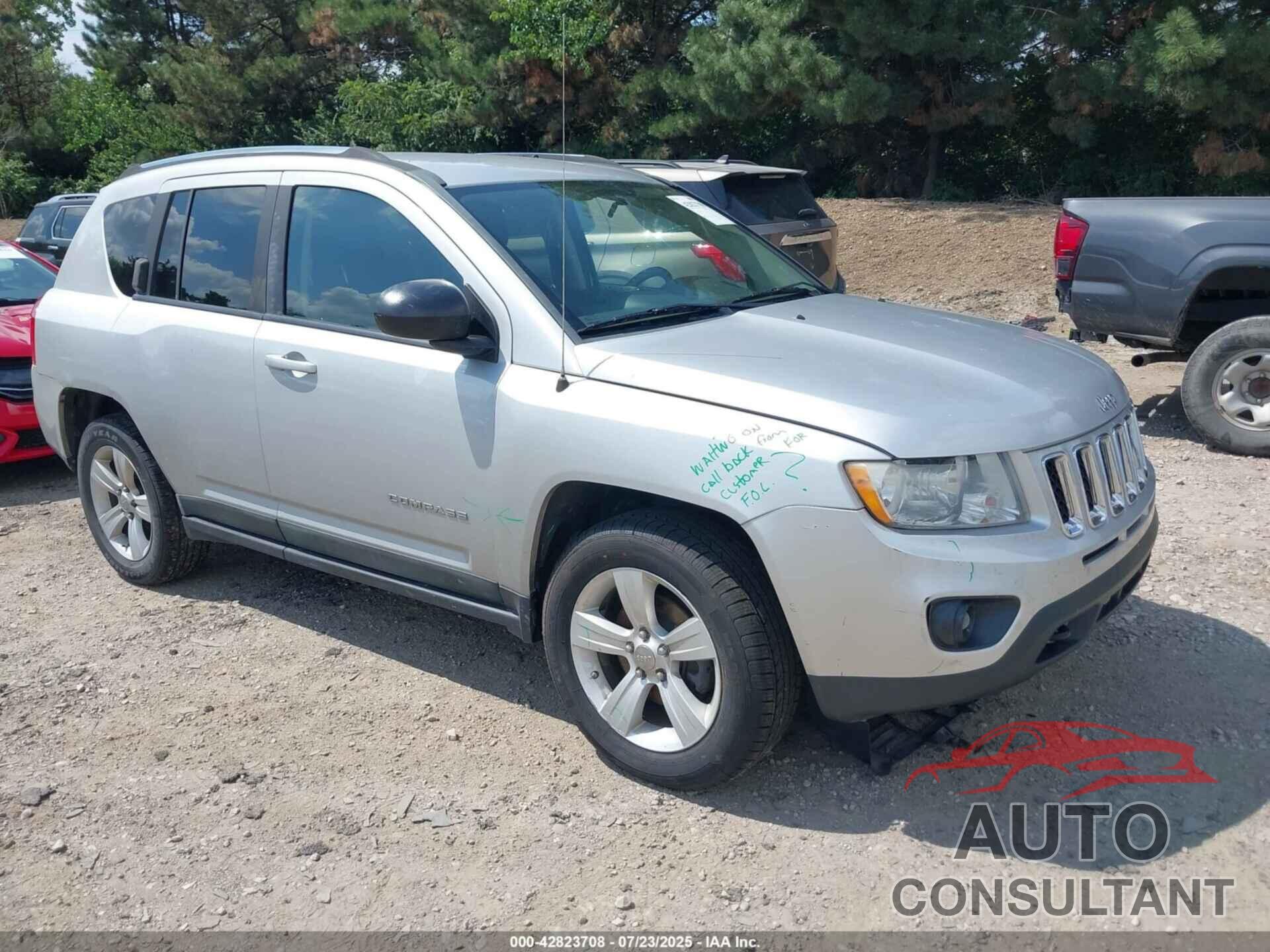 JEEP COMPASS 2011 - 1J4NF1FB6BD154429