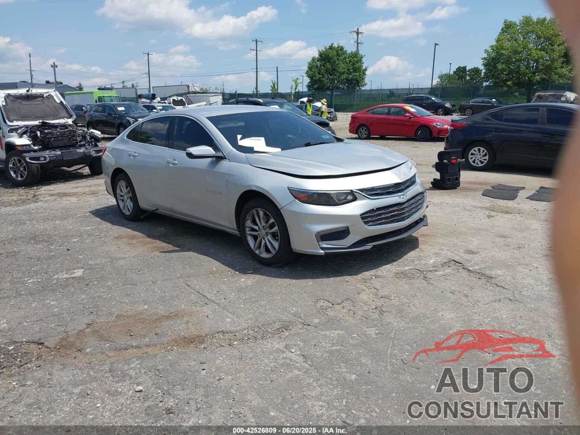 CHEVROLET MALIBU 2017 - 1G1ZE5ST2HF273326