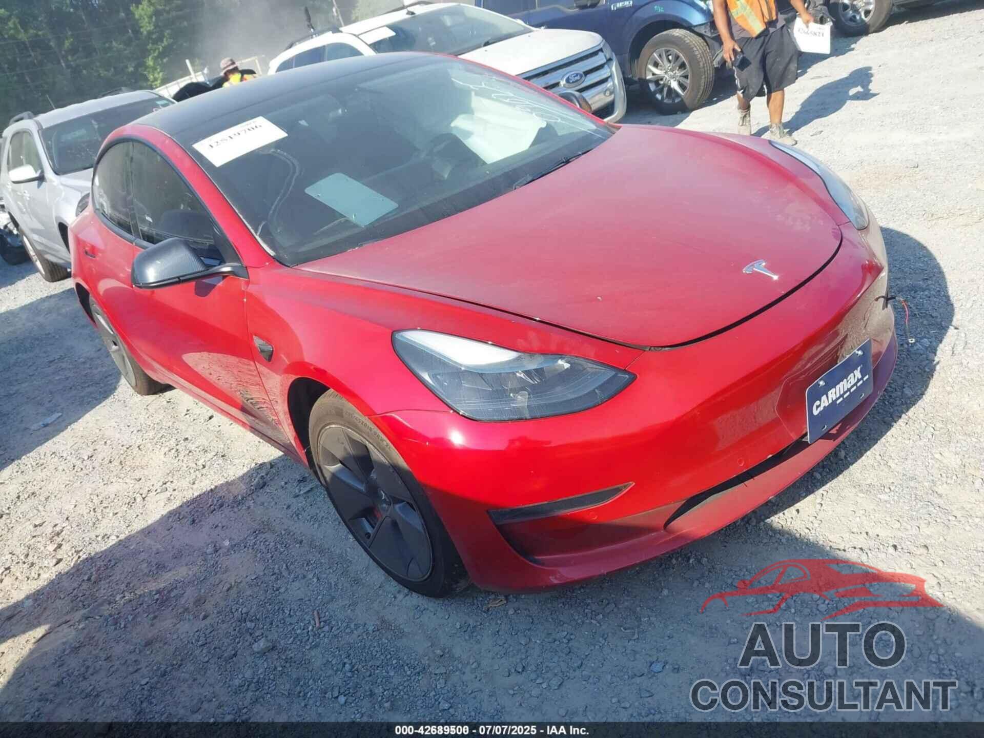 TESLA MODEL 3 2021 - 5YJ3E1EB9MF090237