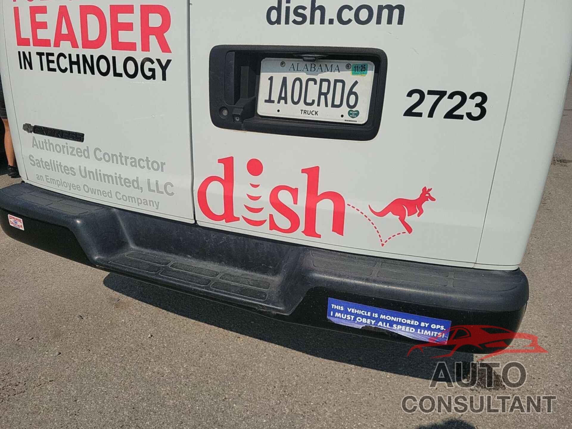 CHEVROLET EXPRESS G2500 2018 - 1GCWGAFP5J1204160