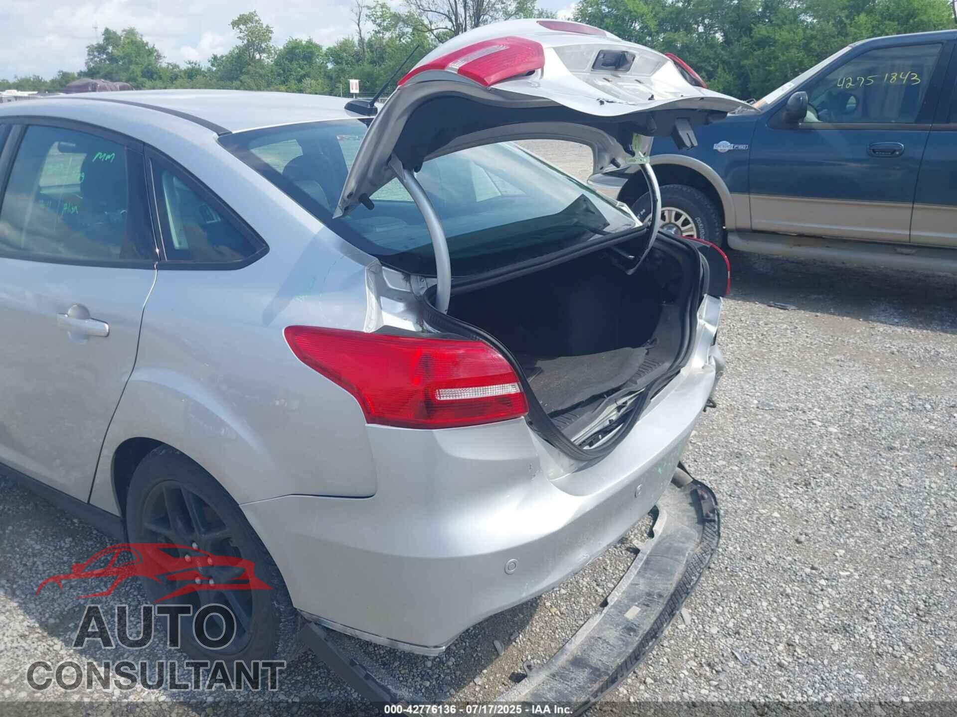 FORD FOCUS 2016 - 1FADP3F24GL321187