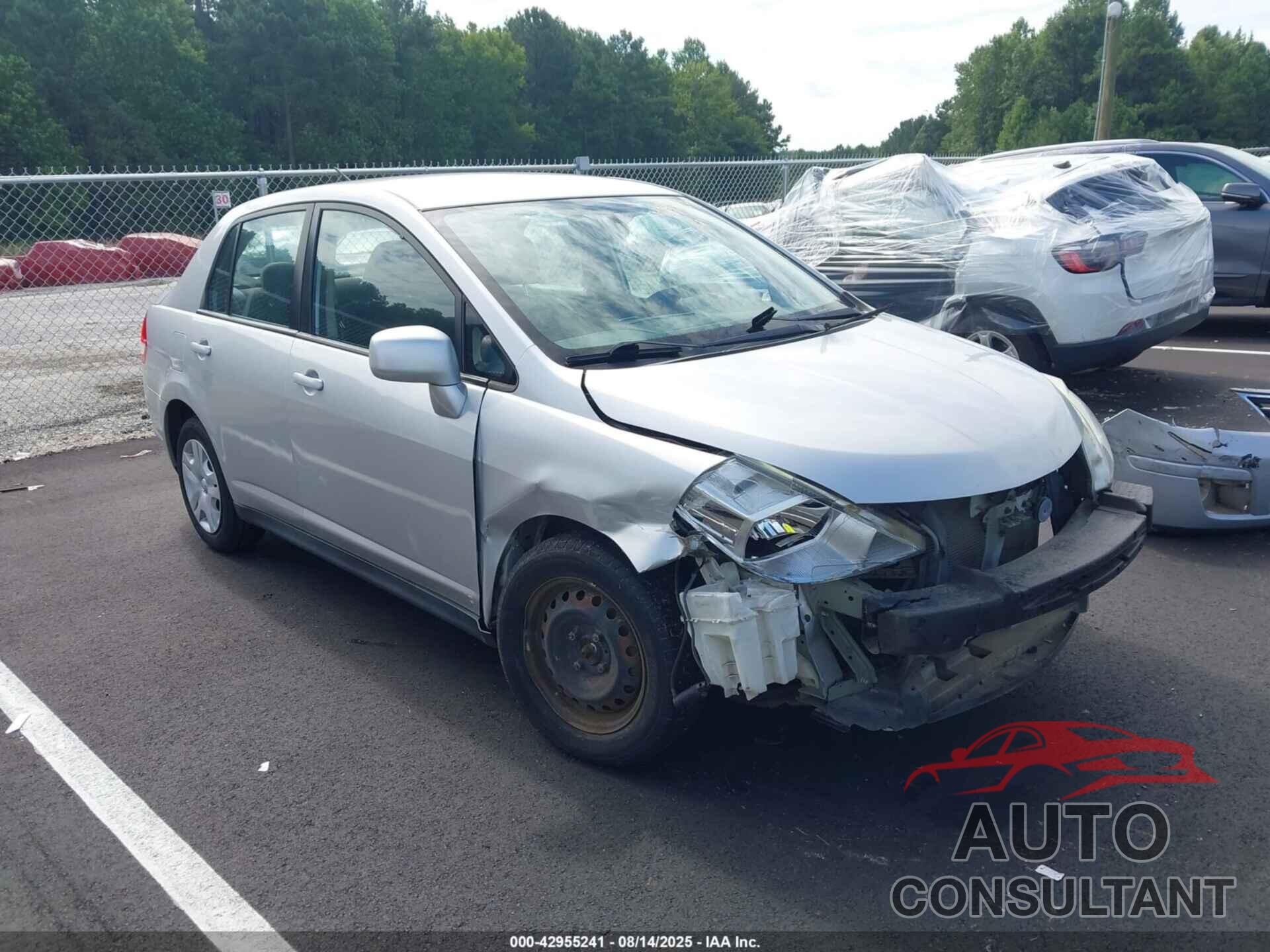 NISSAN VERSA 2011 - 3N1BC1AP1BL369587