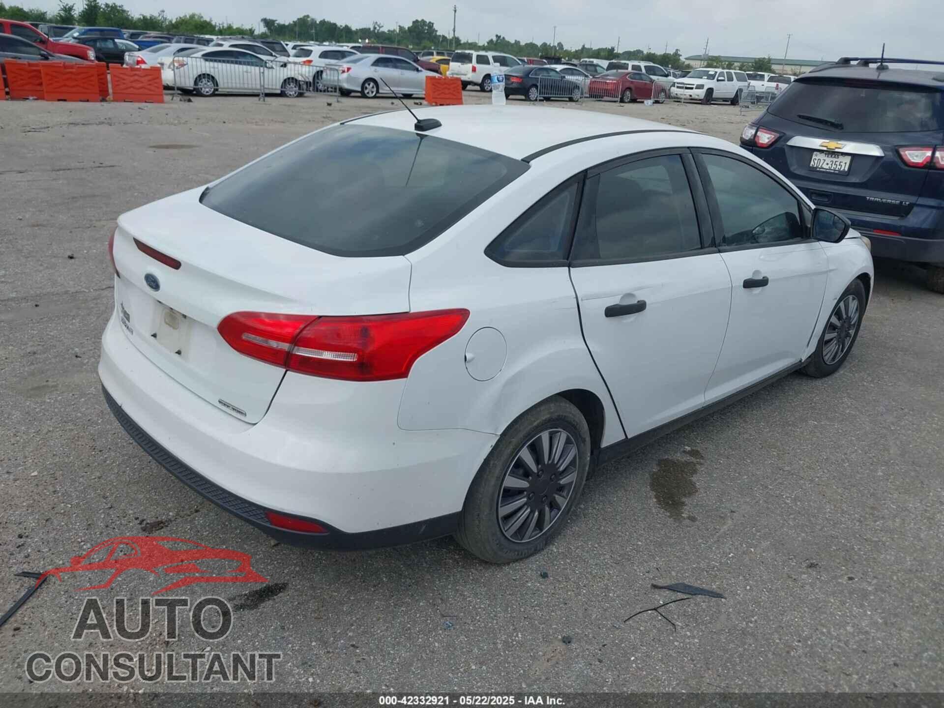 FORD FOCUS 2016 - 1FADP3E29GL314897
