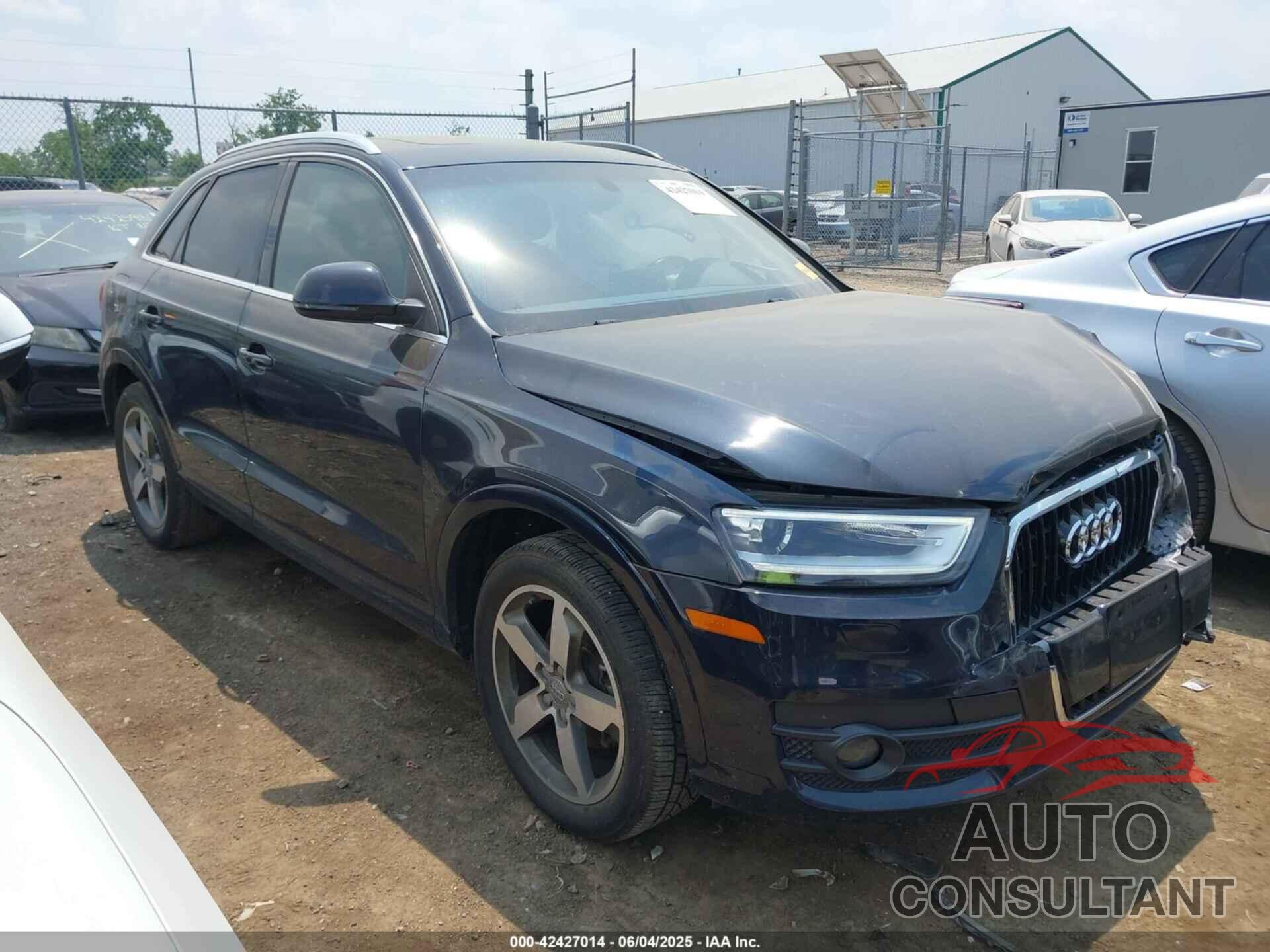 AUDI Q3 2015 - WA1BFCFS6FR006515