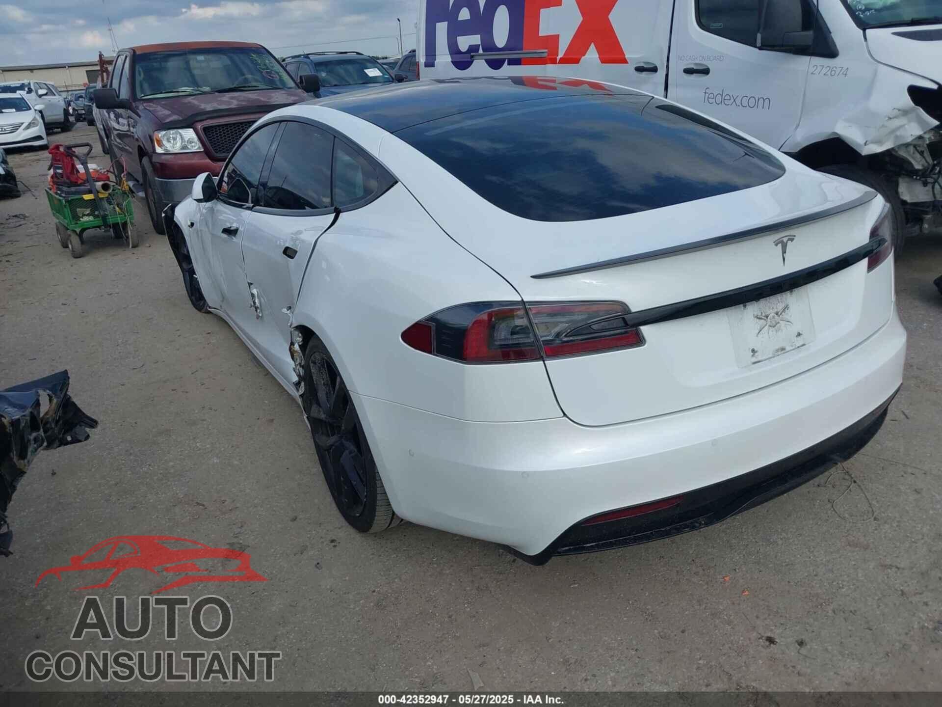 TESLA MODEL S 2021 - 5YJSA1E6XMF452747