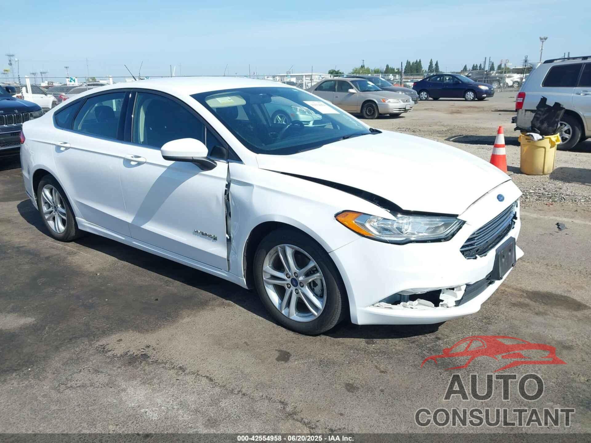FORD FUSION HYBRID 2018 - 3FA6P0LU6JR143384