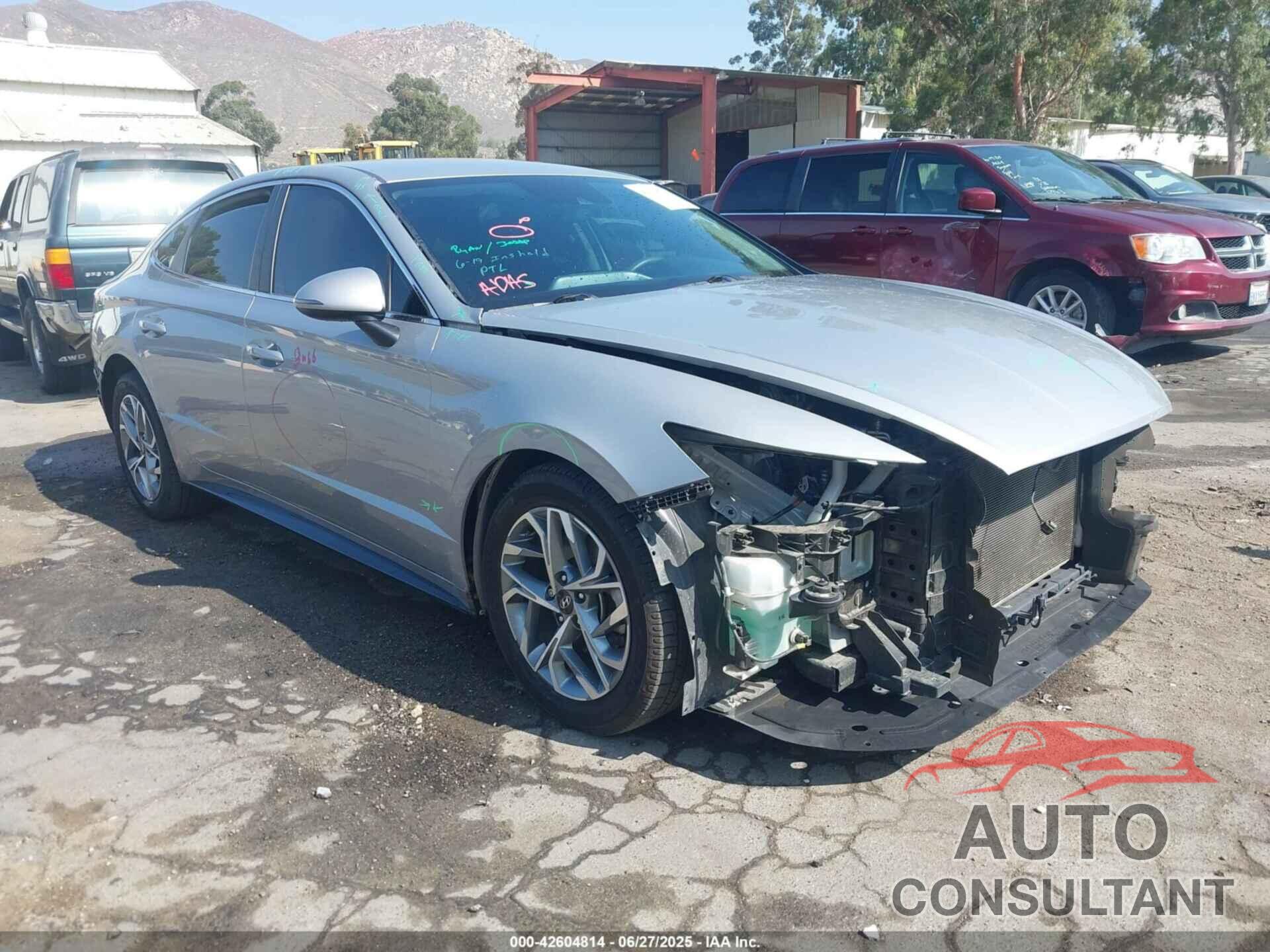 HYUNDAI SONATA 2023 - KMHL64JA8PA290854