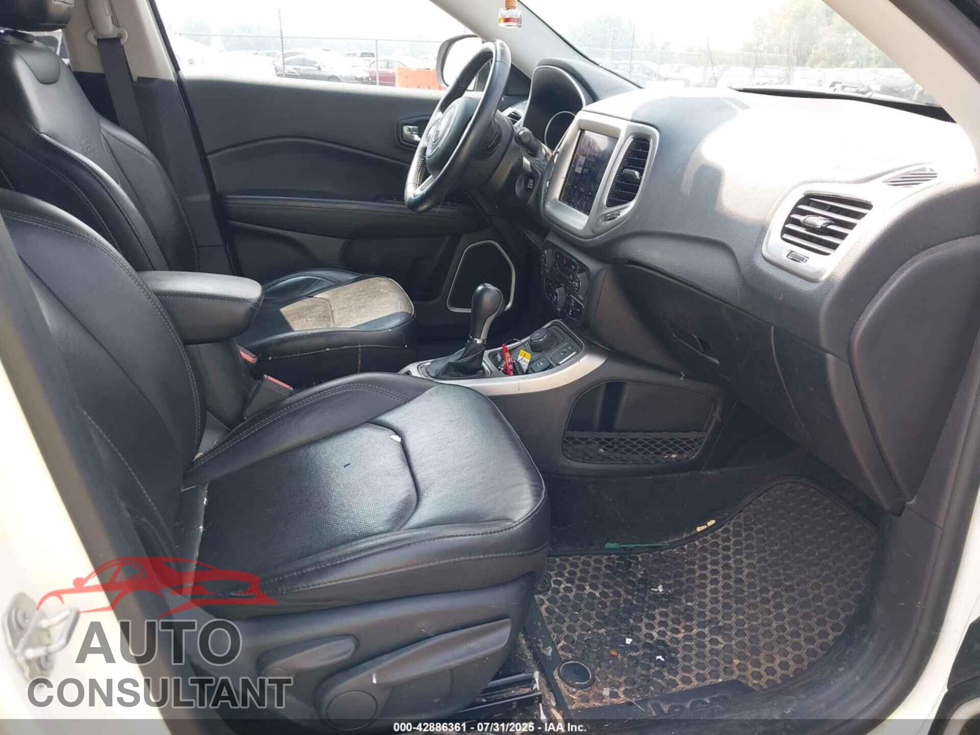 JEEP COMPASS 2019 - 3C4NJDCB4KT679722