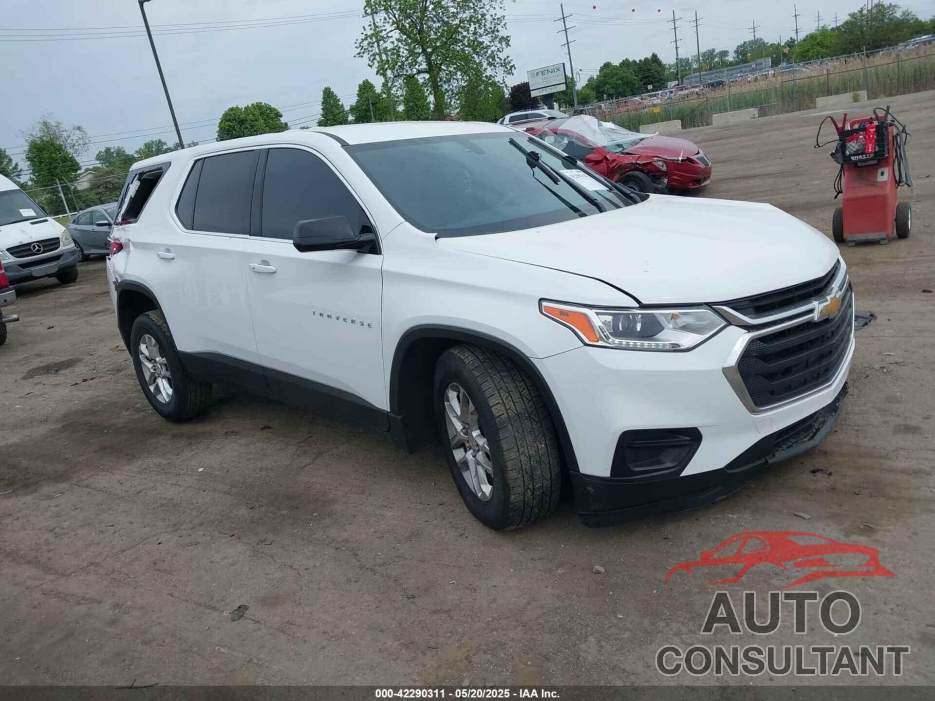 CHEVROLET TRAVERSE 2019 - 1GNEVFKW8KJ232121