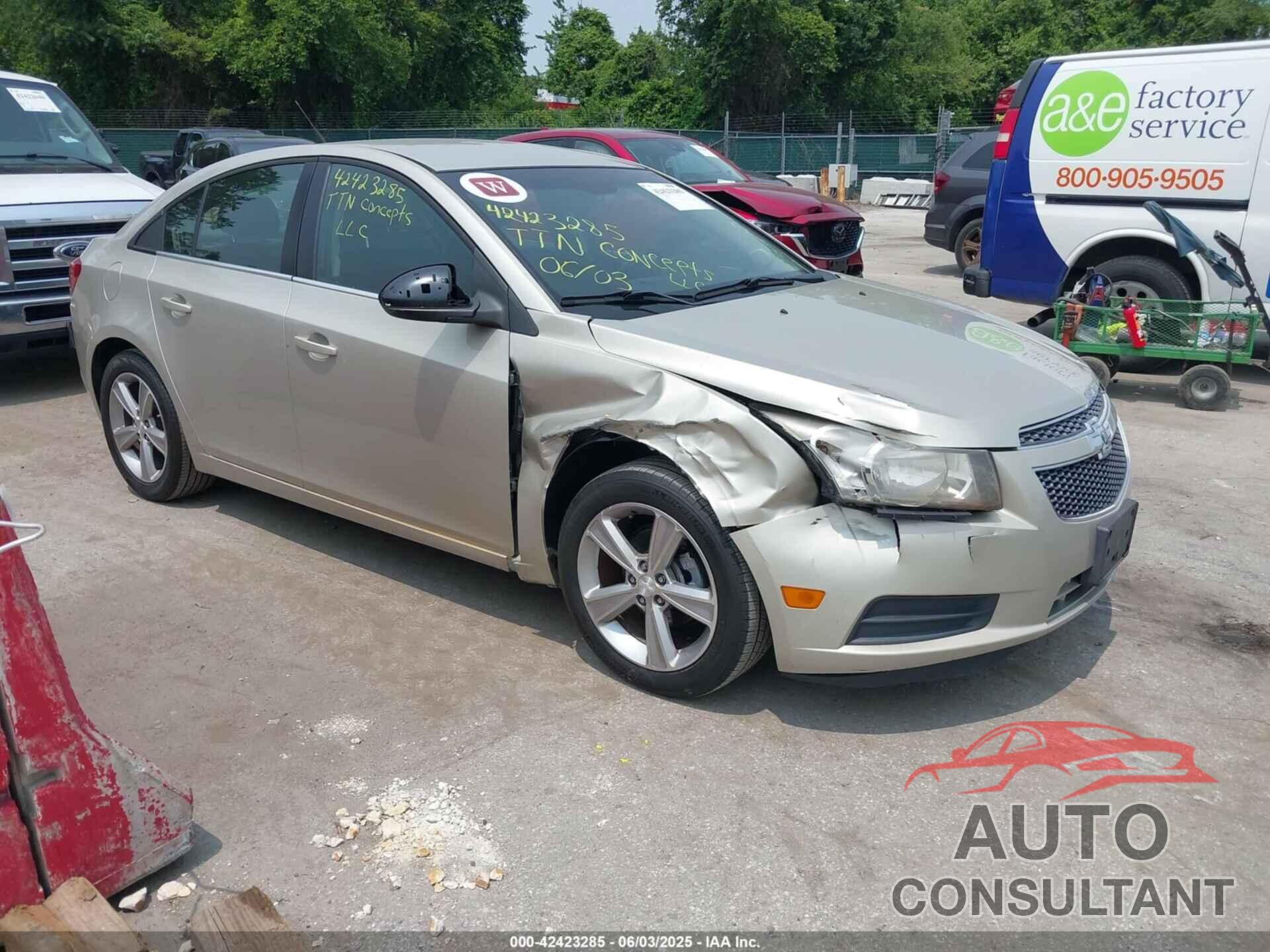CHEVROLET CRUZE 2013 - 1G1PE5SB3D7267621