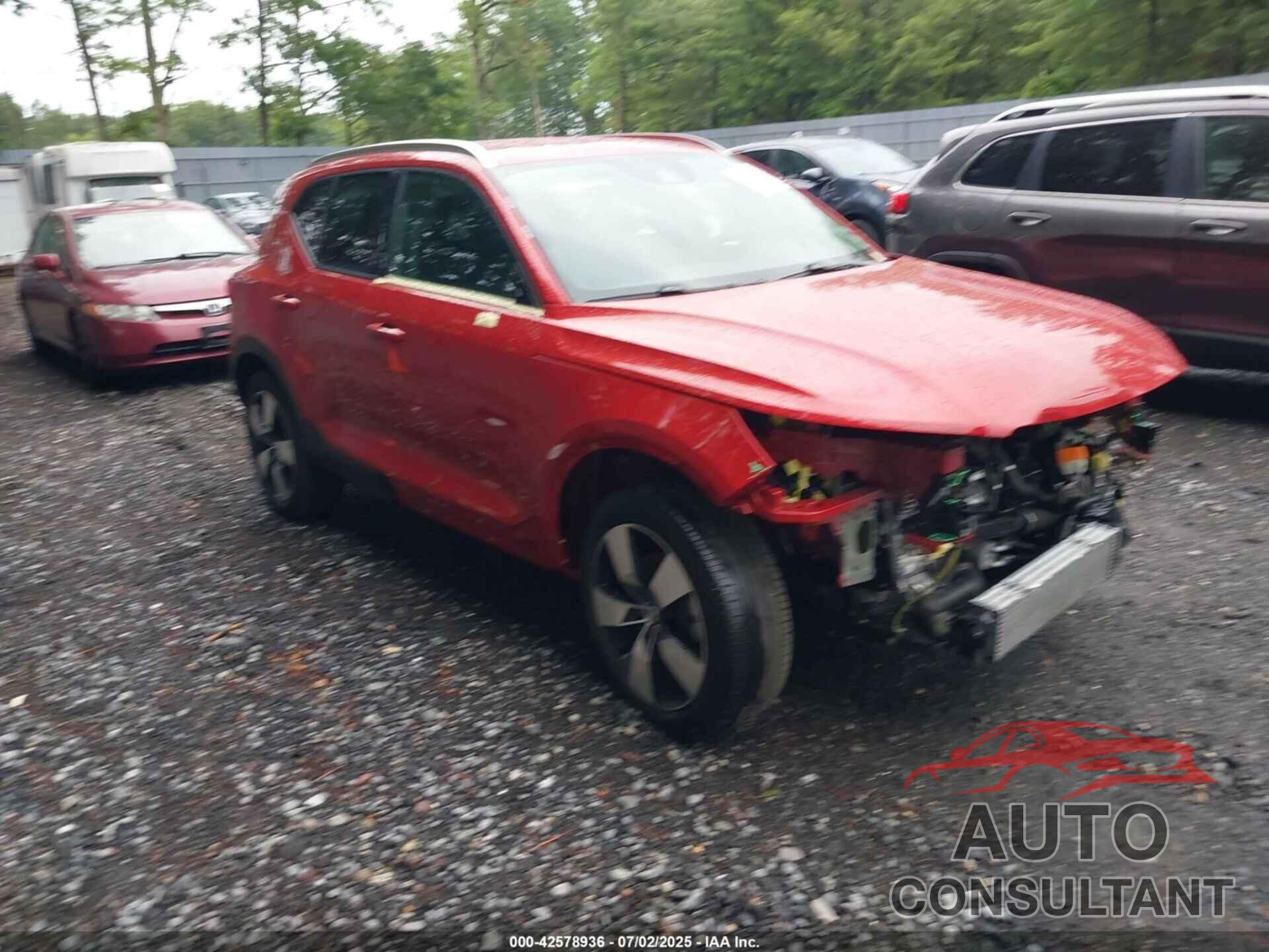 VOLVO XC40 2022 - YV4162UK5N2696616
