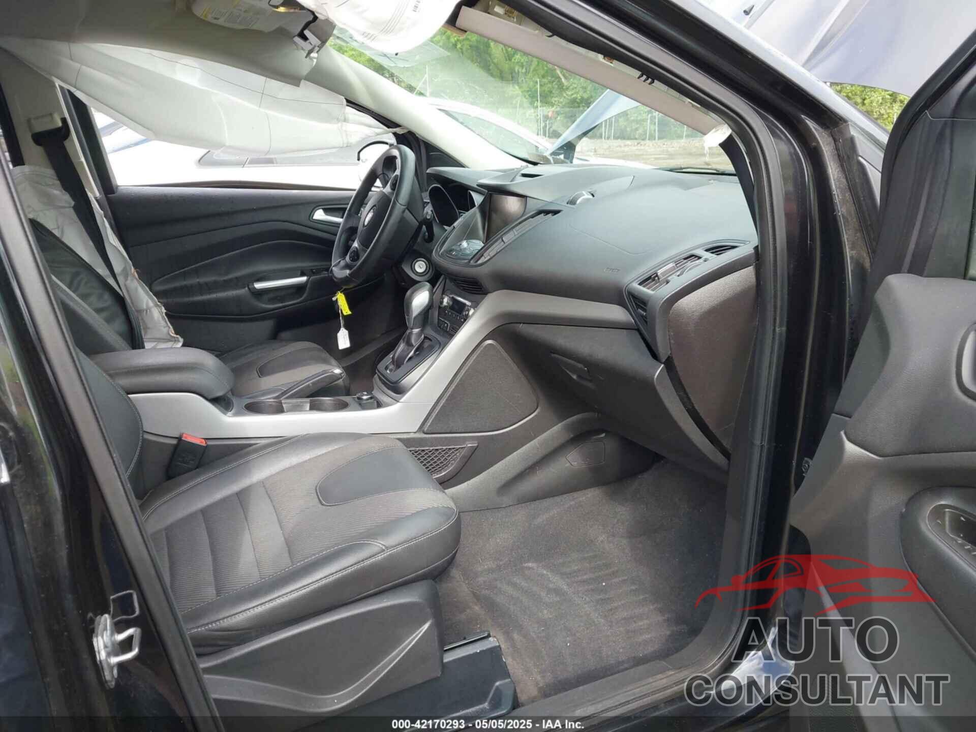 FORD ESCAPE 2015 - 1FMCU9GXXFUB23147