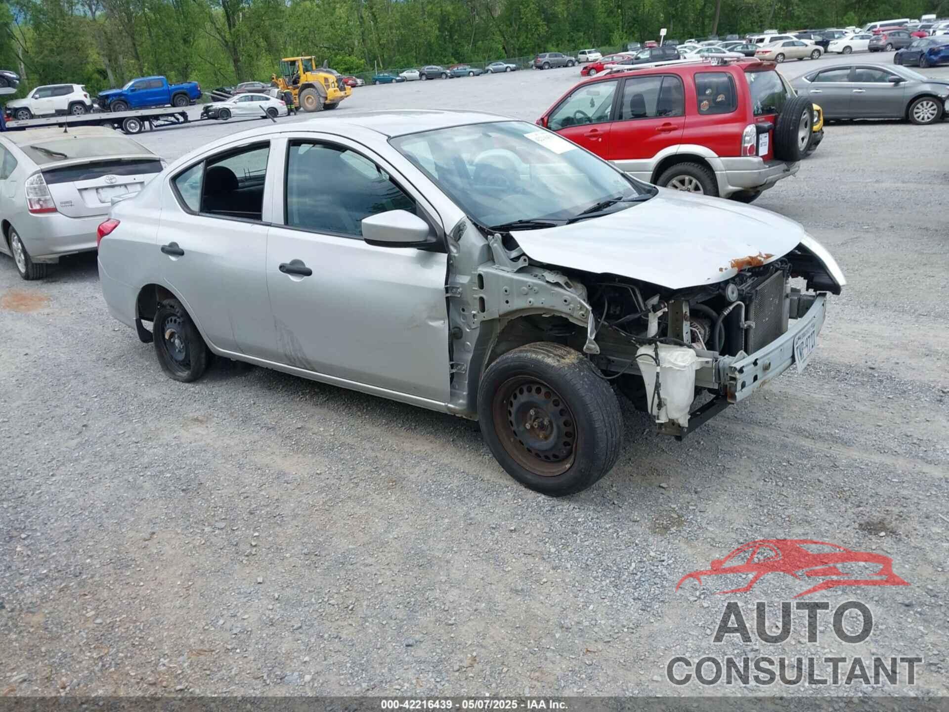 NISSAN VERSA 2018 - 3N1CN7AP9JL859839