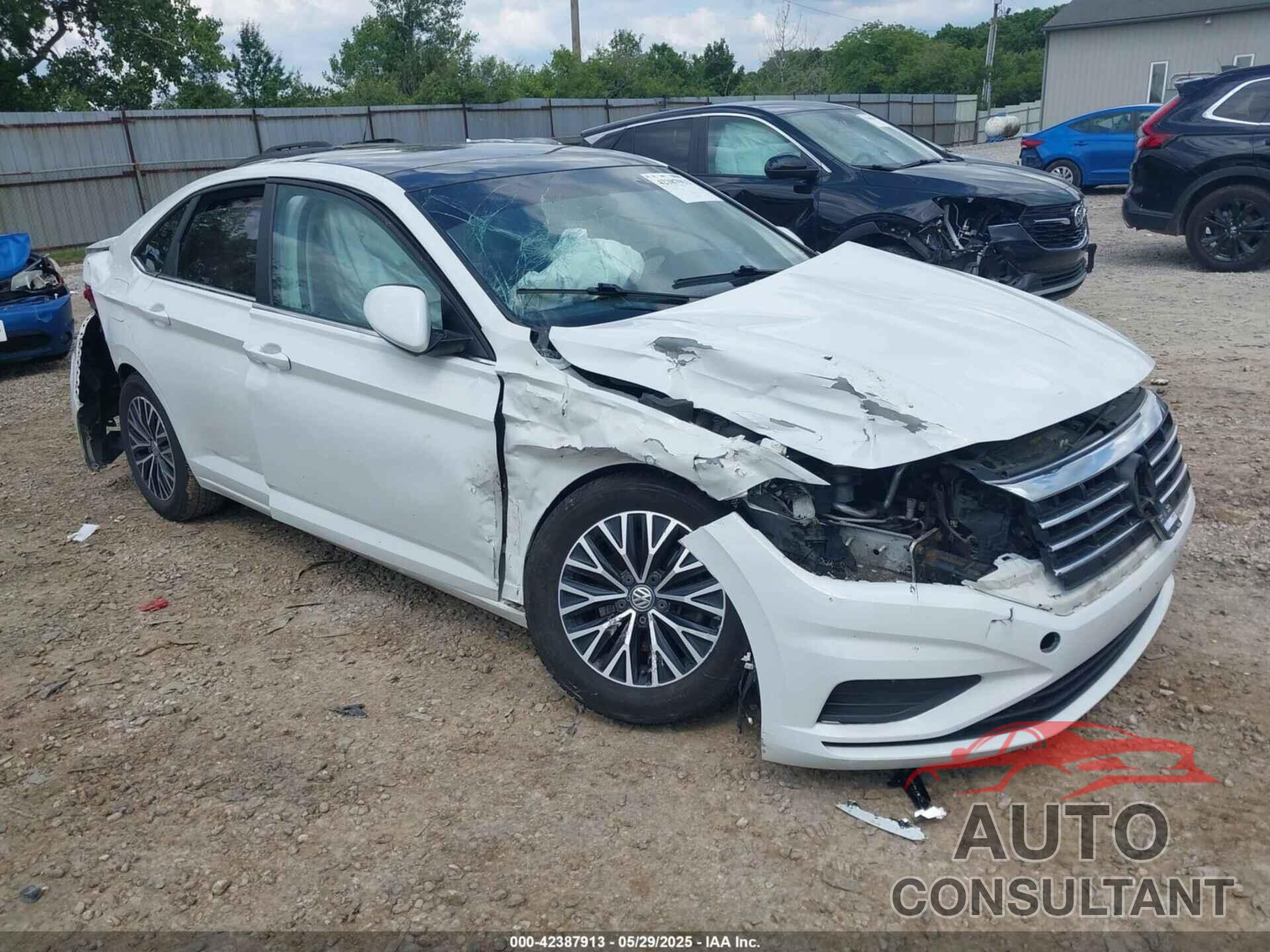 VOLKSWAGEN JETTA 2019 - 3VWC57BU1KM096435
