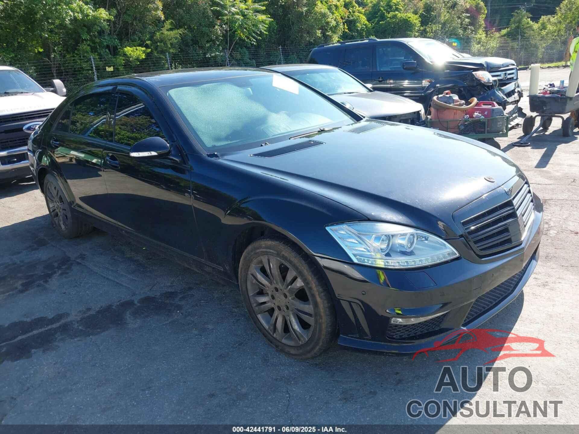 MERCEDES-BENZ S 550 2009 - WDDNG86X19A263728