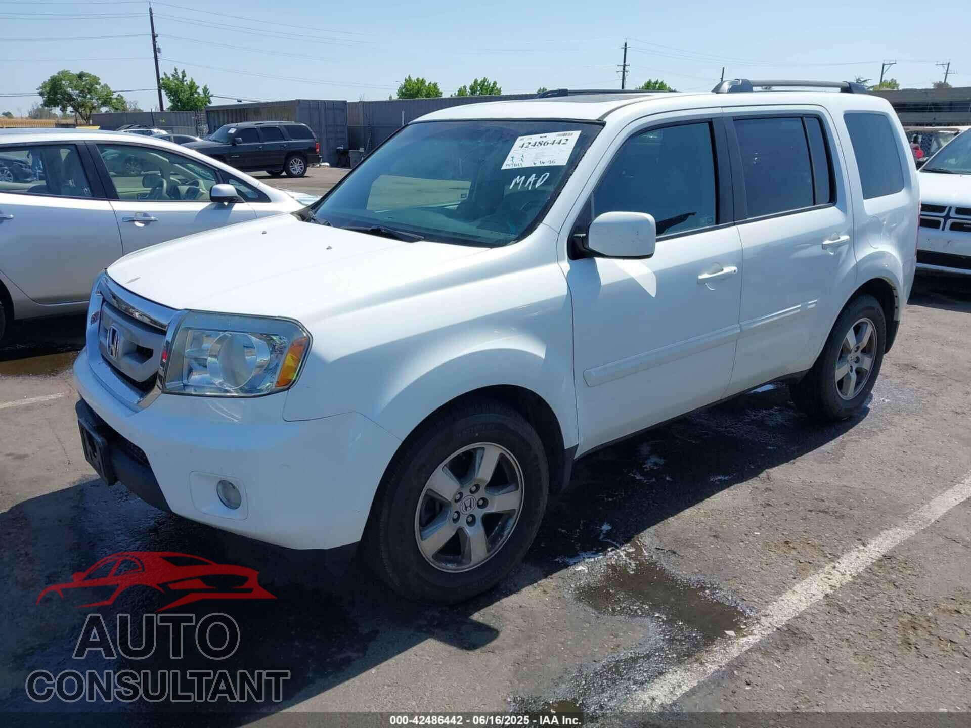 HONDA PILOT 2011 - 5FNYF3H57BB031947