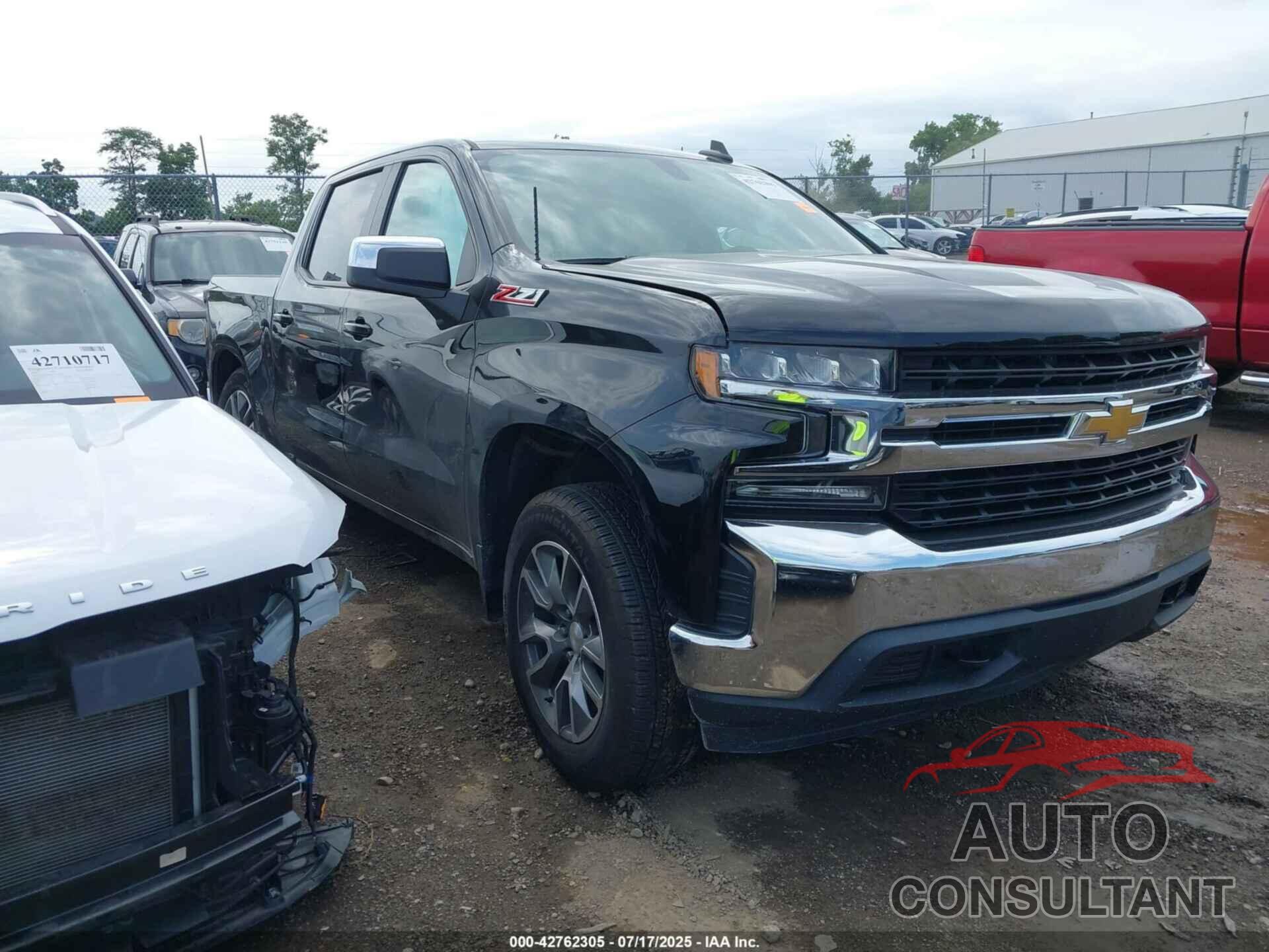 CHEVROLET SILVERADO 1500 2021 - 1GCUYDED9MZ441527