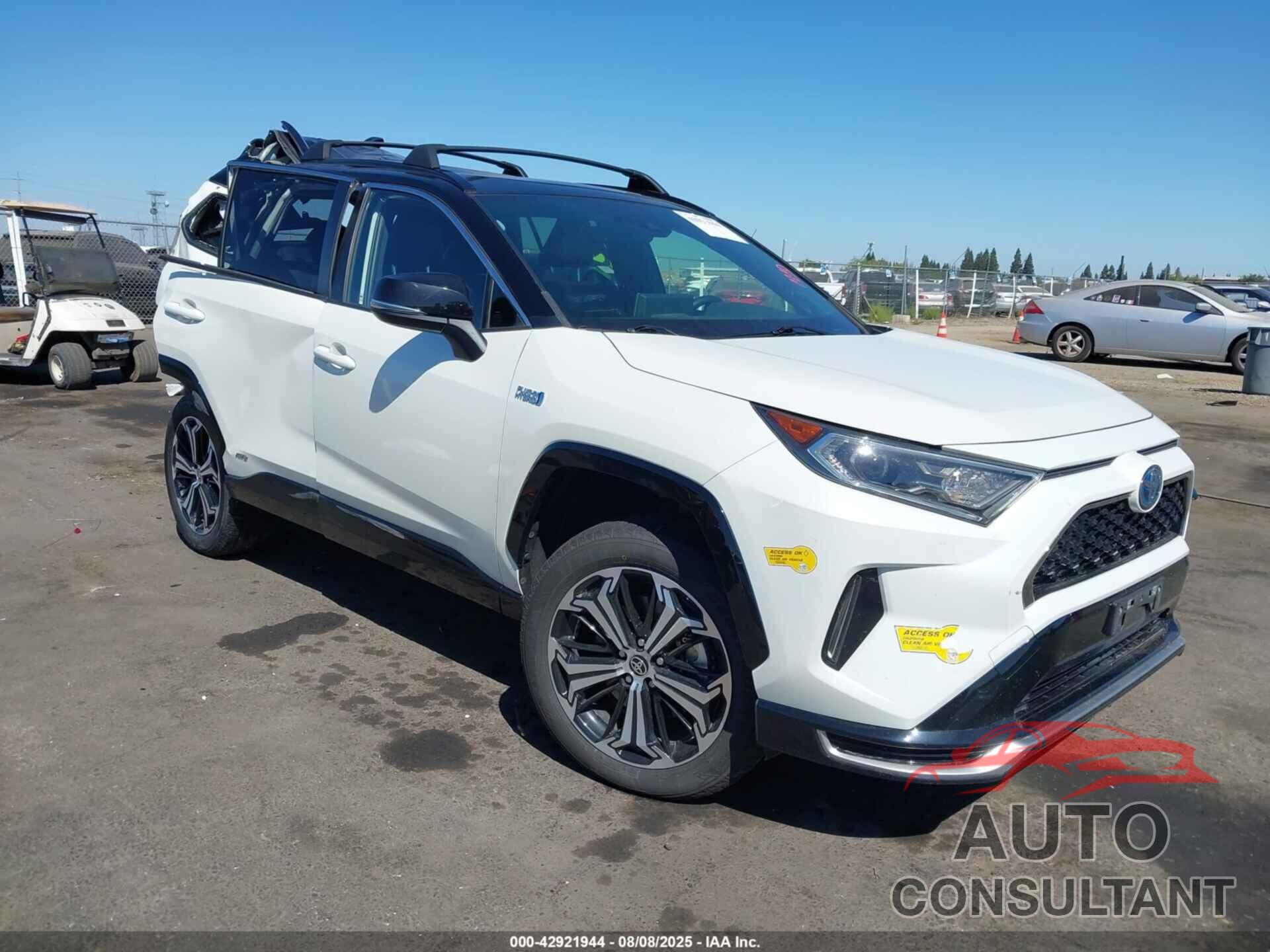 TOYOTA RAV4 PRIME 2021 - JTMEB3FV2MD073096
