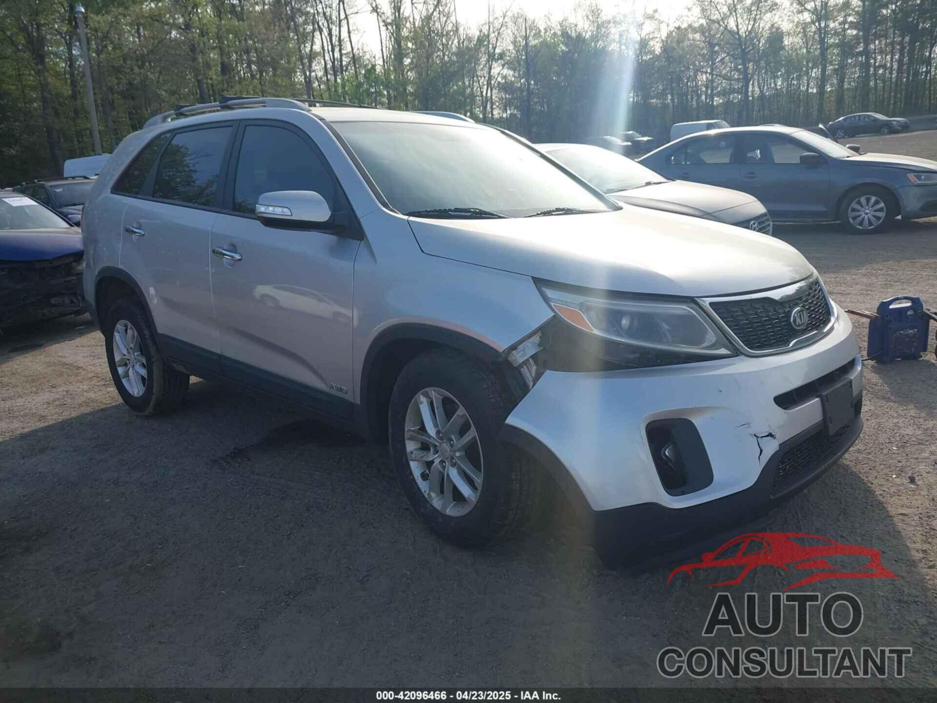 KIA SORENTO 2015 - 5XYKTDA64FG616118
